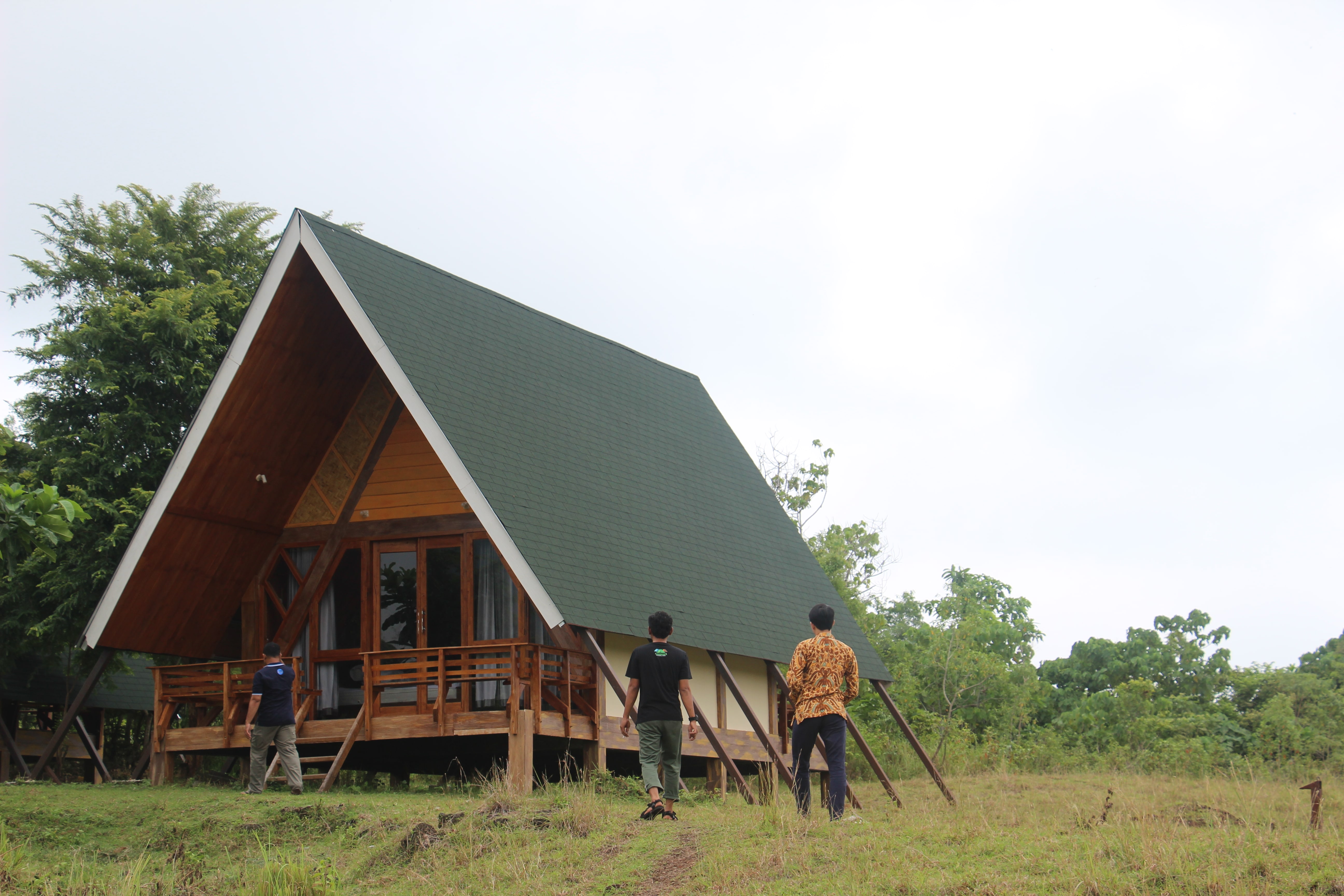 KPKNL Bima Laksanakan Survei Lapangan dan Penilaian BMN di Sanctuary Rusa Doroncanga Tambora