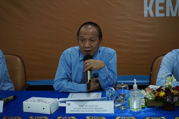 Press Conference Kinerja APBN, Kakanwil DJKN Balinusra Sampaikan Kinerja DJKN Semakin Meningkat