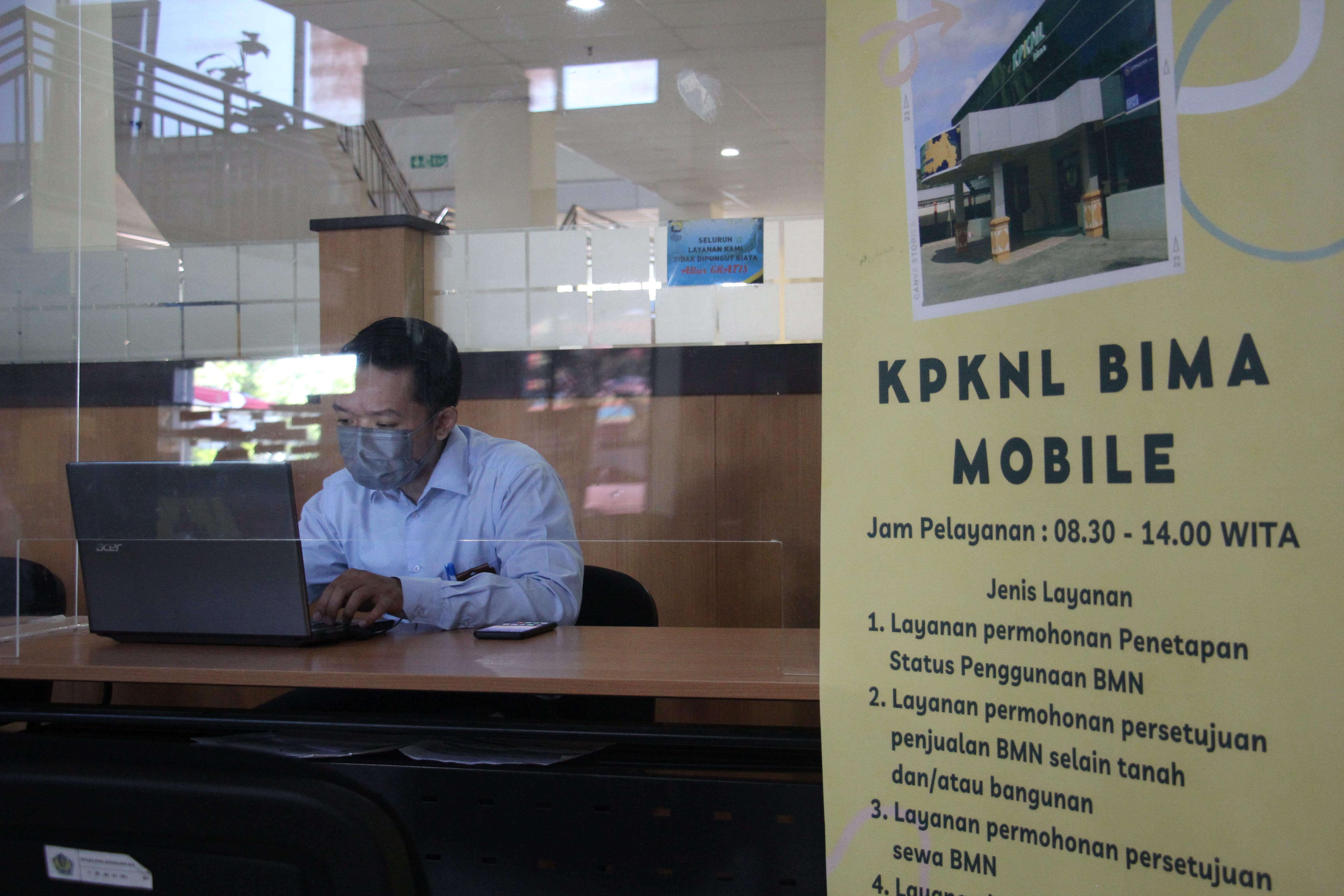 Penuhi Kepuasan Pengguna Layanan, KPKNL Bima Laksanakan KPKNL Bima Mobile