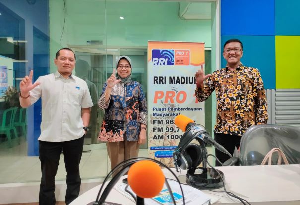 Mengudara Bersama RRI, KPKNL Madiun Adakan Dialog Interaktif tentang Gebyar Lelang Produk UMKM tahun 2022