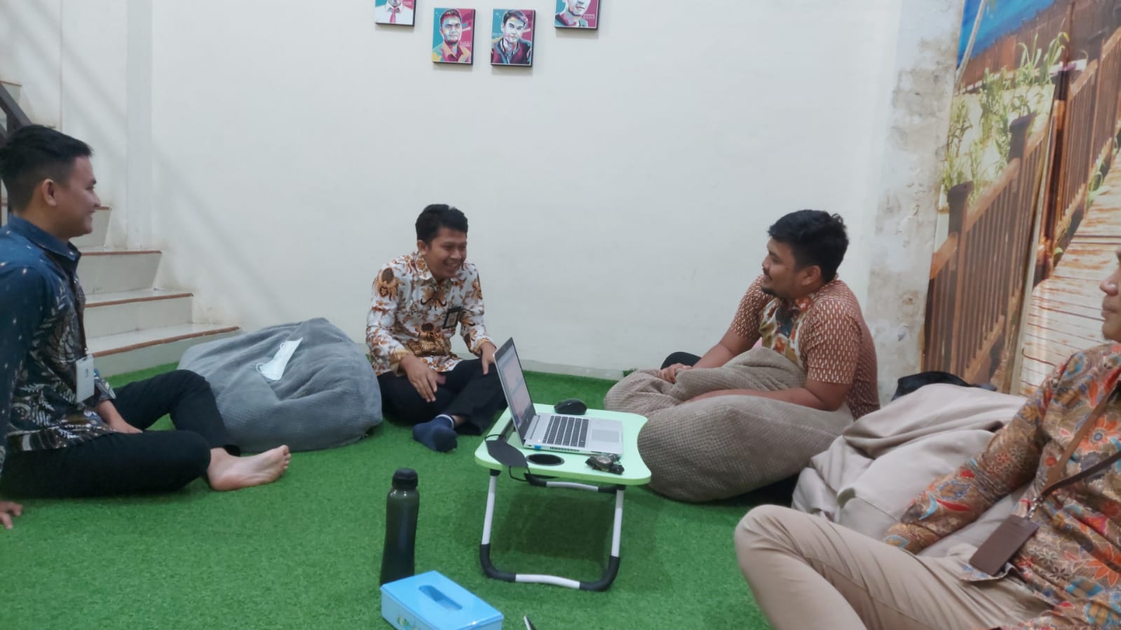 Kadang orang hanya butuh diberi tahu