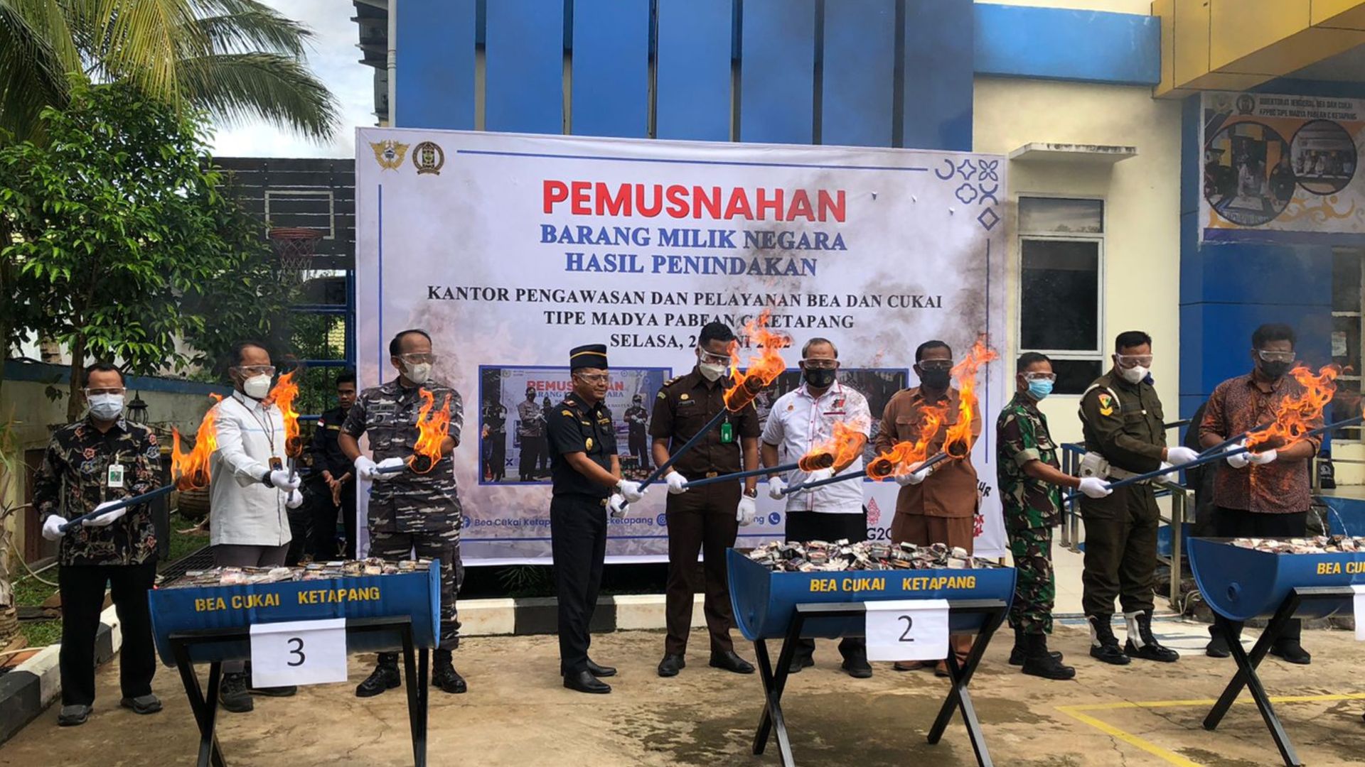 Pemusnahan Barang Tegahan Bea Cukai di KPPBC Ketapang: Pemusnahan Bagian dari Tertib Pengelolaan BMN