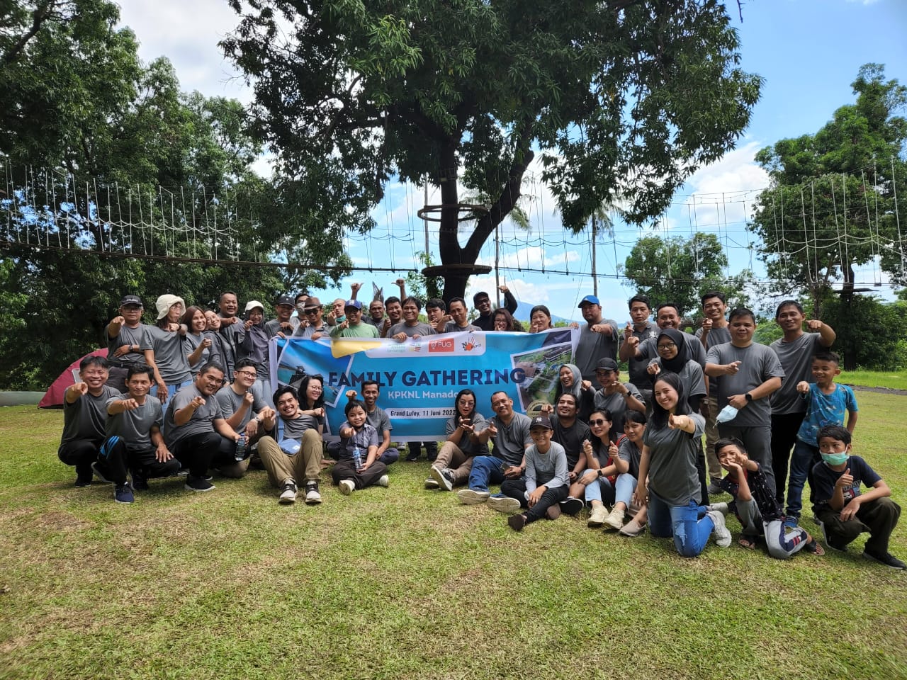 Rekatkan Sinergi Antar Pegawai dengan Family Gathering