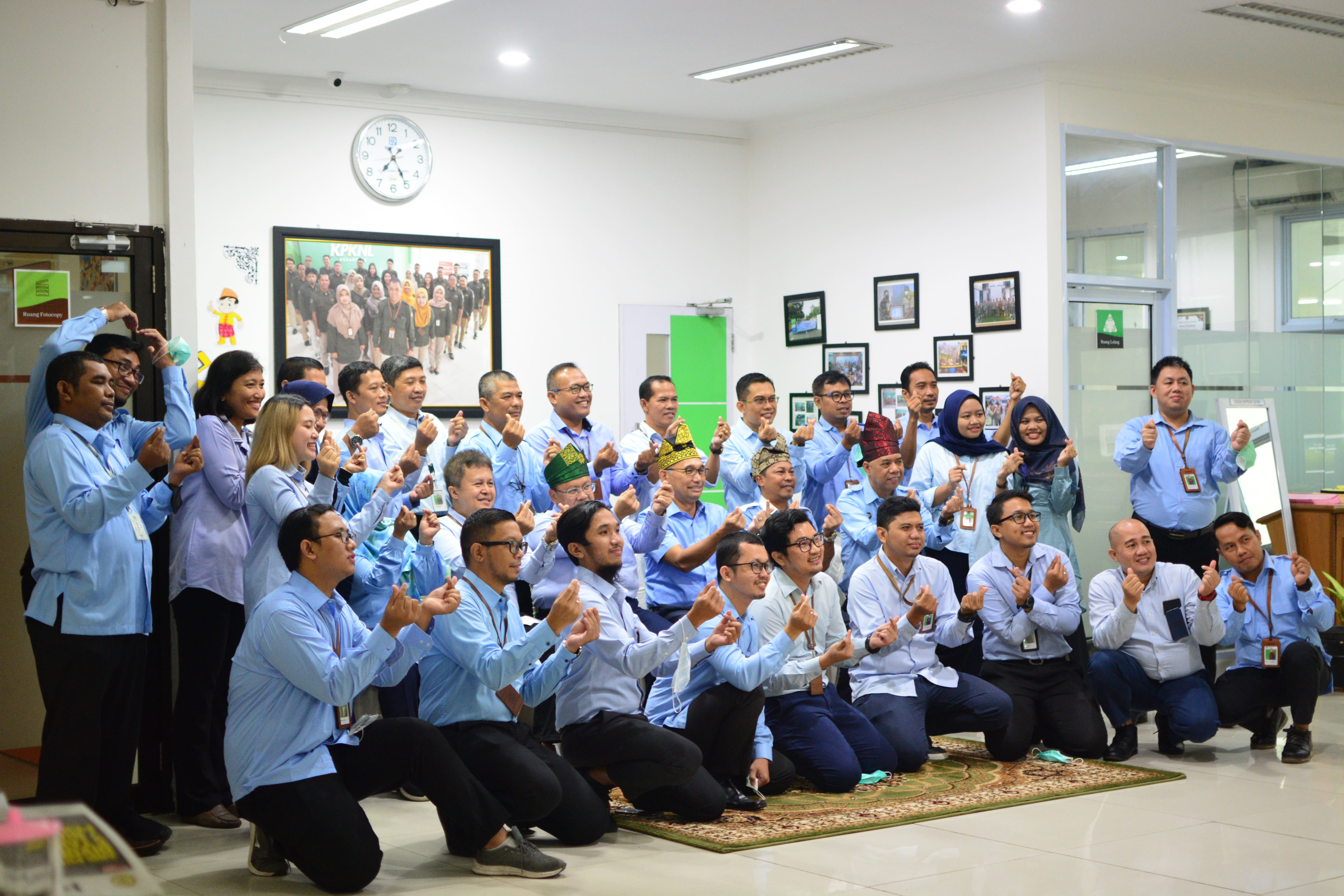 Kunjungi KPKNL Pekanbaru, Dirjen KN Minta Pegawai Tidak Kompromikan Nilai-Nilai Kemenkeu