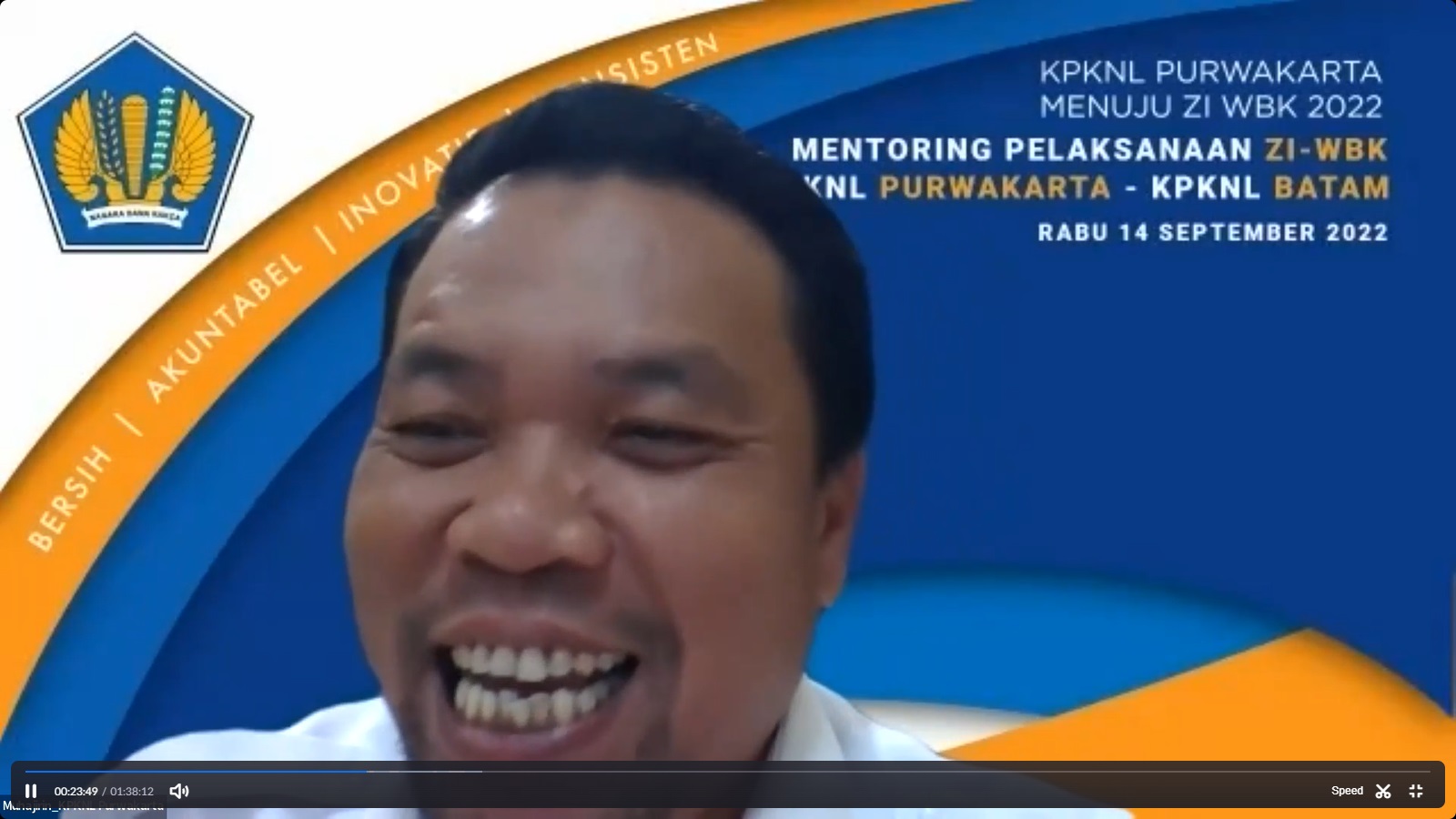 Open Space : Menuju Kinerja Optimal dan Nyaman Tanpa Sekat