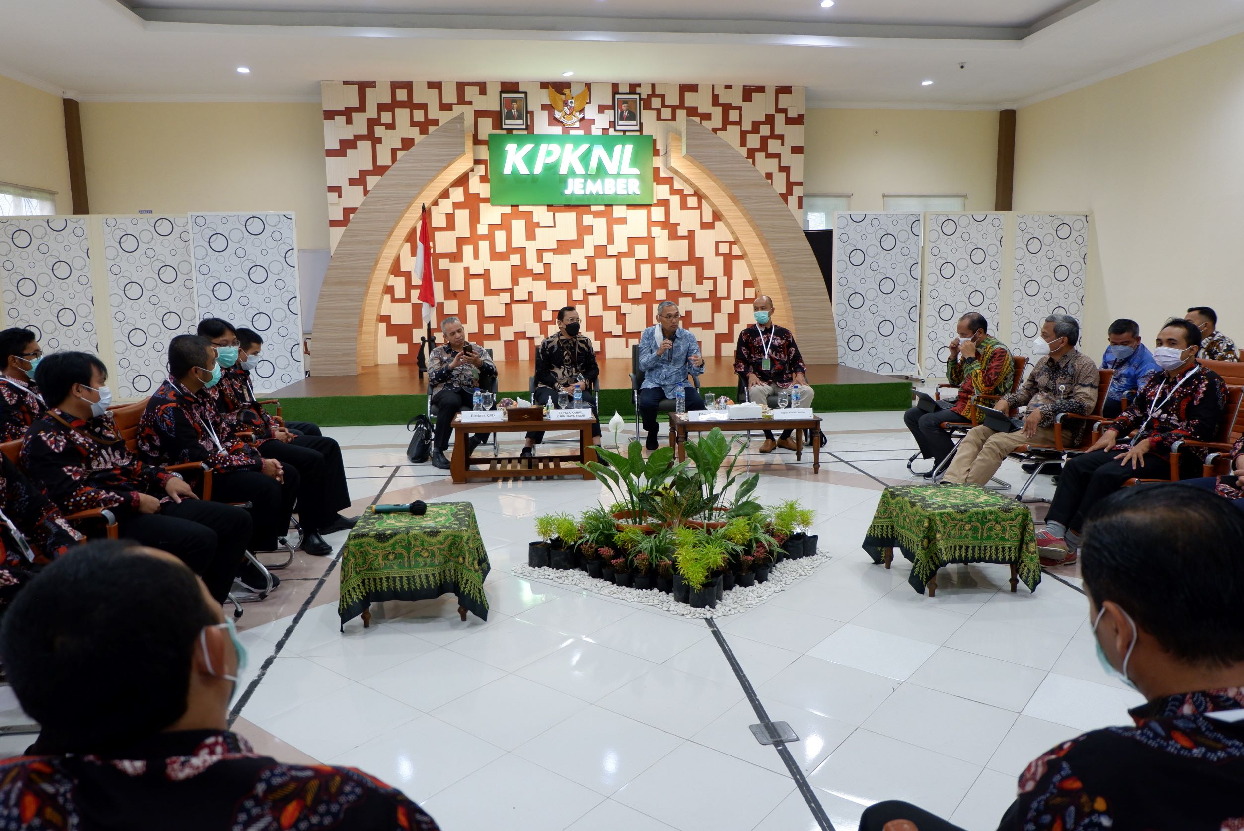 Kunjungi KPKNL Jember, Dirjen KN Minta Pegawai Selalu Hargai Setiap Pekerjaan 