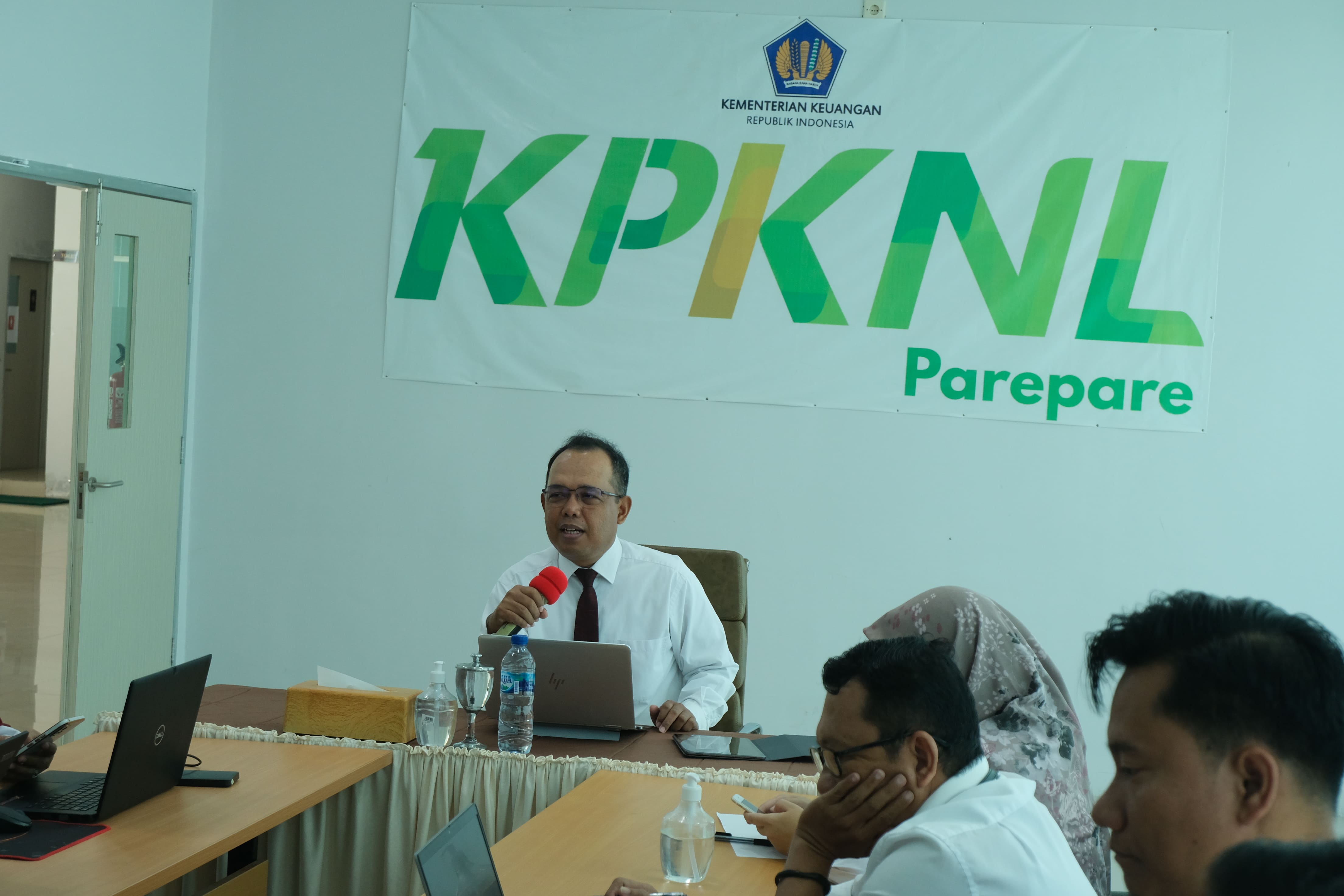 Rapat Refinement Penyusunan Kinerja UPK-Three KPKNL Parepare Tahun 2023