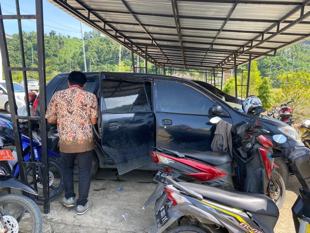 Dukung Pengelolaan BMD Kabupaten Mamuju Tengah, KPKNL Mamuju Laksanakan Penilaian atas 23 Kendaraan Dinas
