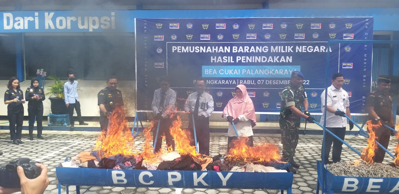 Pemusnahan Barang yang Menjadi Milik Negara hasil penindakan KPPBC Palangka Raya