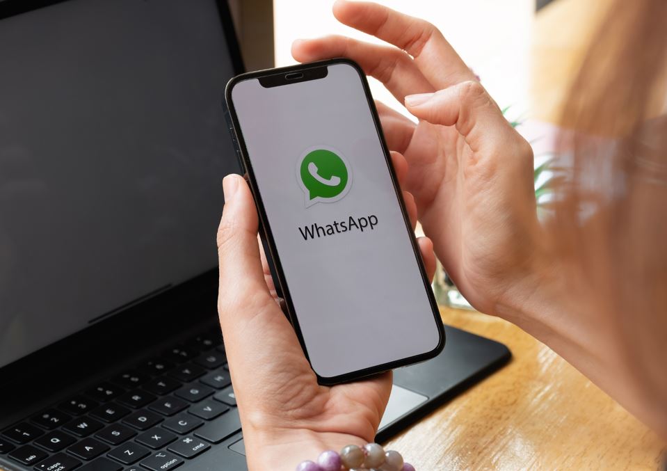 Peran Pejabat Lelang Mendukung Lelang UMKM Melalui Optimalisasi Media Sosial WhatsApp