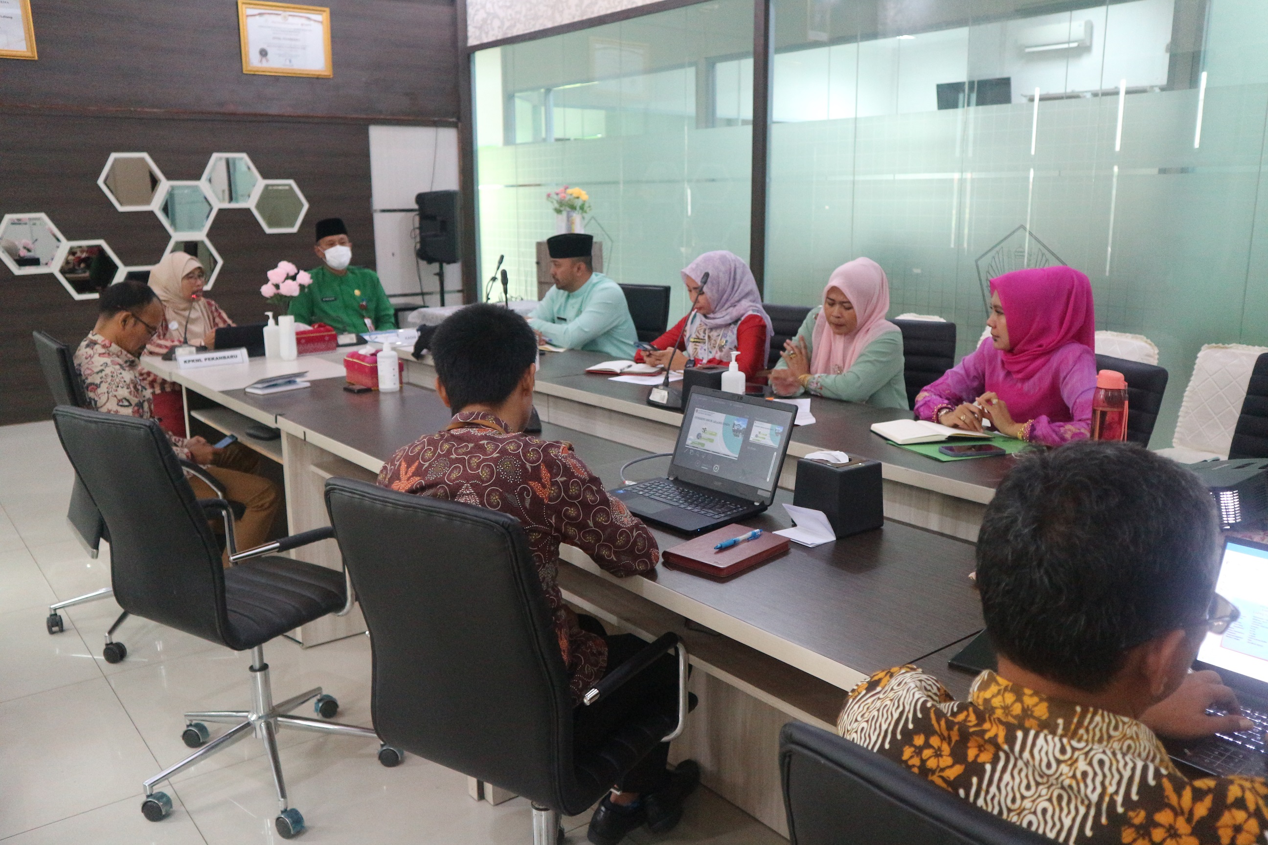 Sinergi KPKNL Pekanbaru dan Dinas Perindustrian, Perdagangan, Koperasi, dan UKM Provinsi Riau Untuk Sukseskan Kedai Lelang UMKM