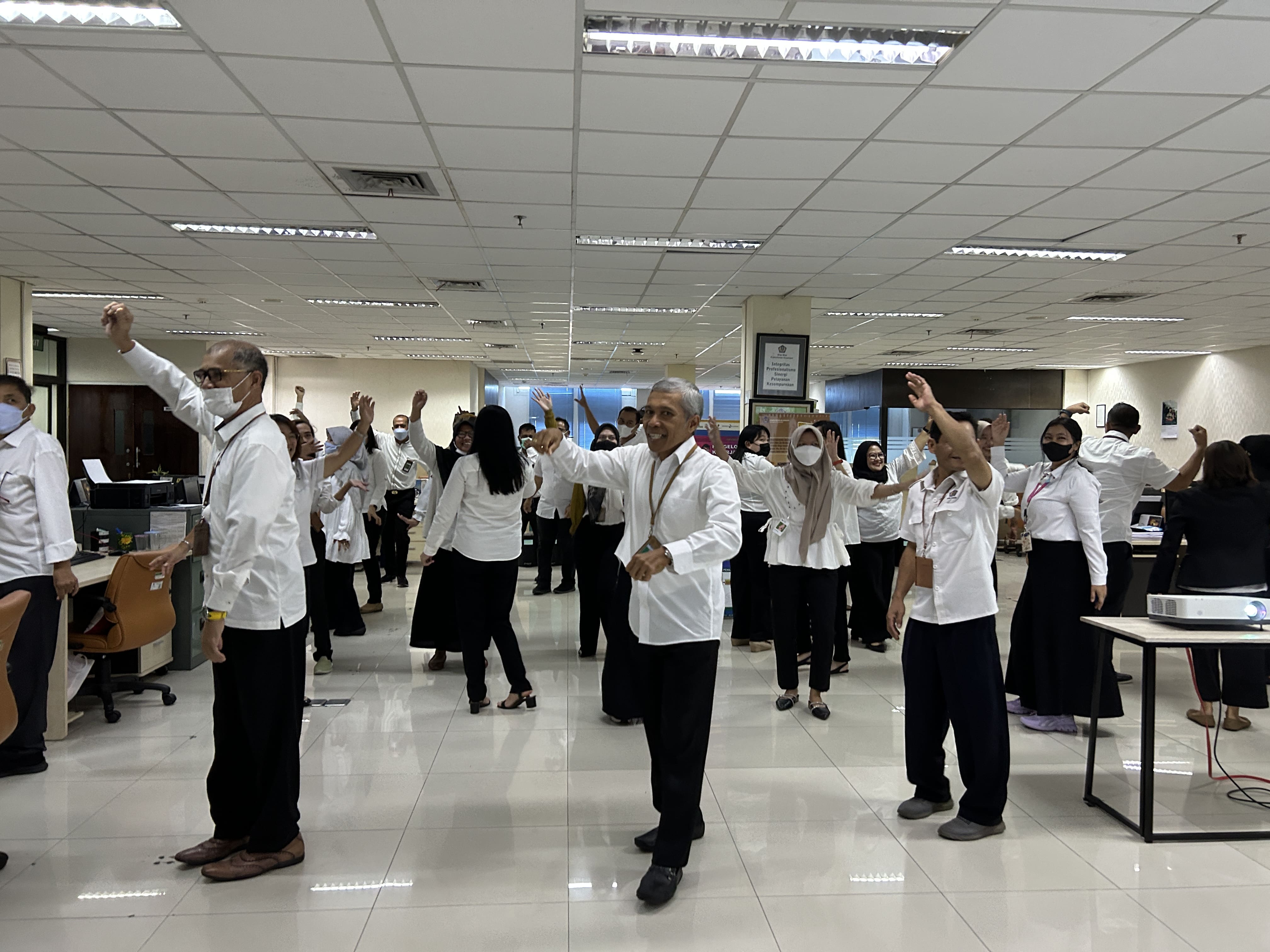 Konsumsi Gizi Seimbang, Badan Sehat Bugar Setiap Hari