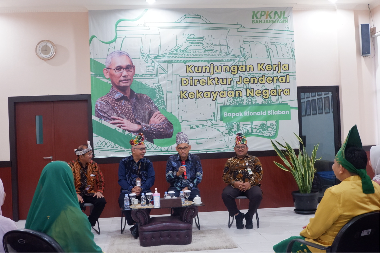 Kunjungi KPKNL Banjarmasin, Dirjen KN: Jadikanlah Pekerjaan sebagai Ownership Bukan Belonging