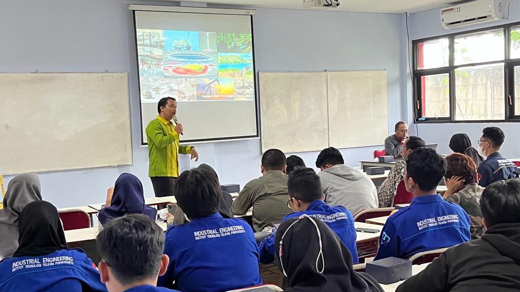 Berpartisipasi dalam Goes To Campus di Institut Teknologi Telkom Purwokerto, KPKNL Purwokerto Kenalkan BMN