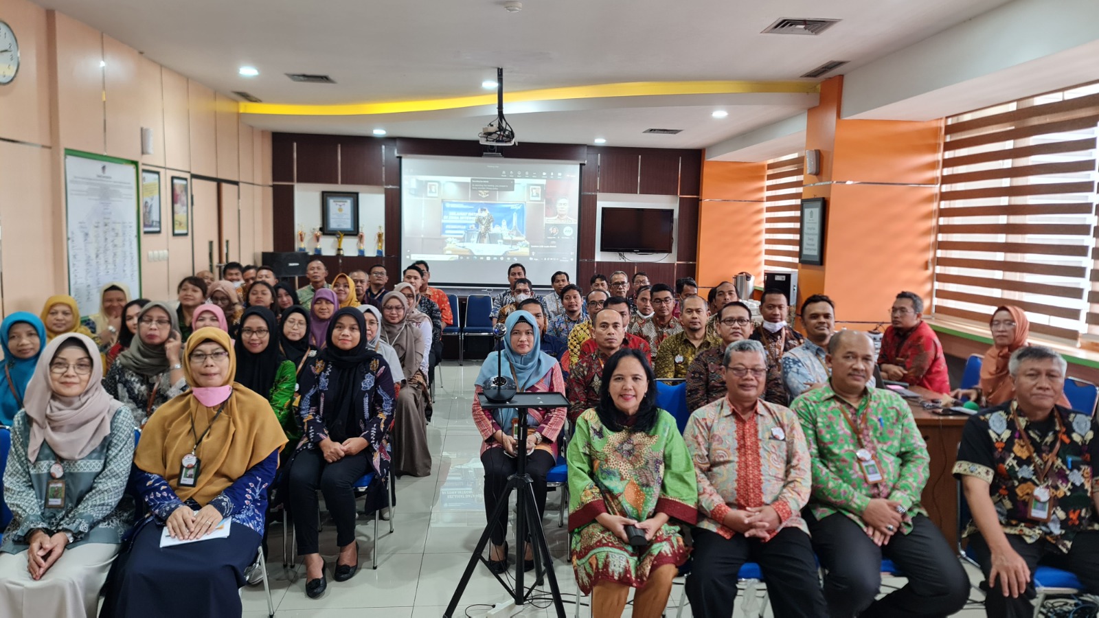 Berjanji Netral pada PILKADA dan PEMILU, Pegawai Kanwil DJKN Jawa Tengah dan DIY Serempak Bacakan Ikrar