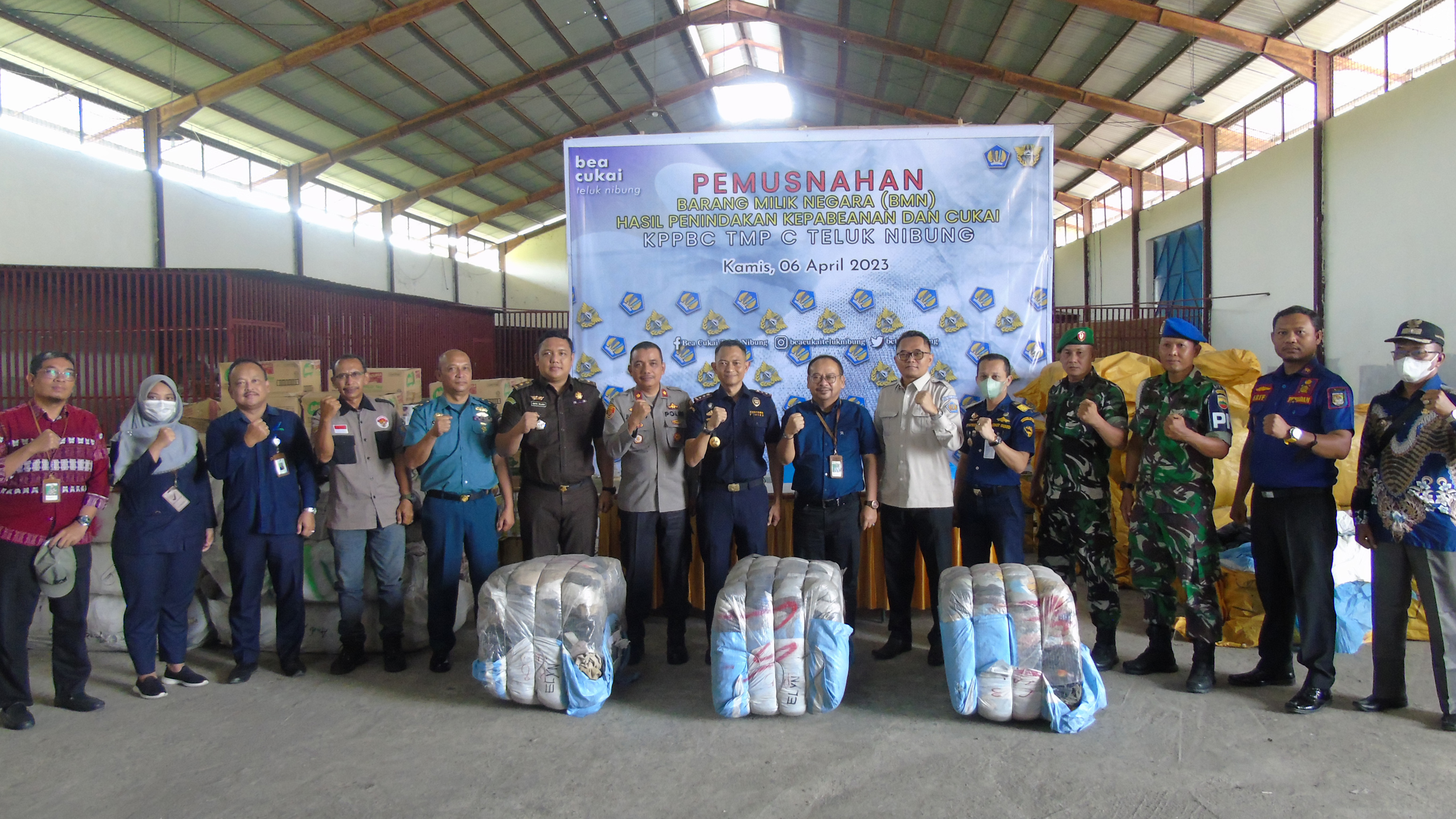 Partisipasi Kanwil DJKN Sumatera Utara dalam Pemusnahan Barang yang Menjadi Milik Negara (BMMN)
