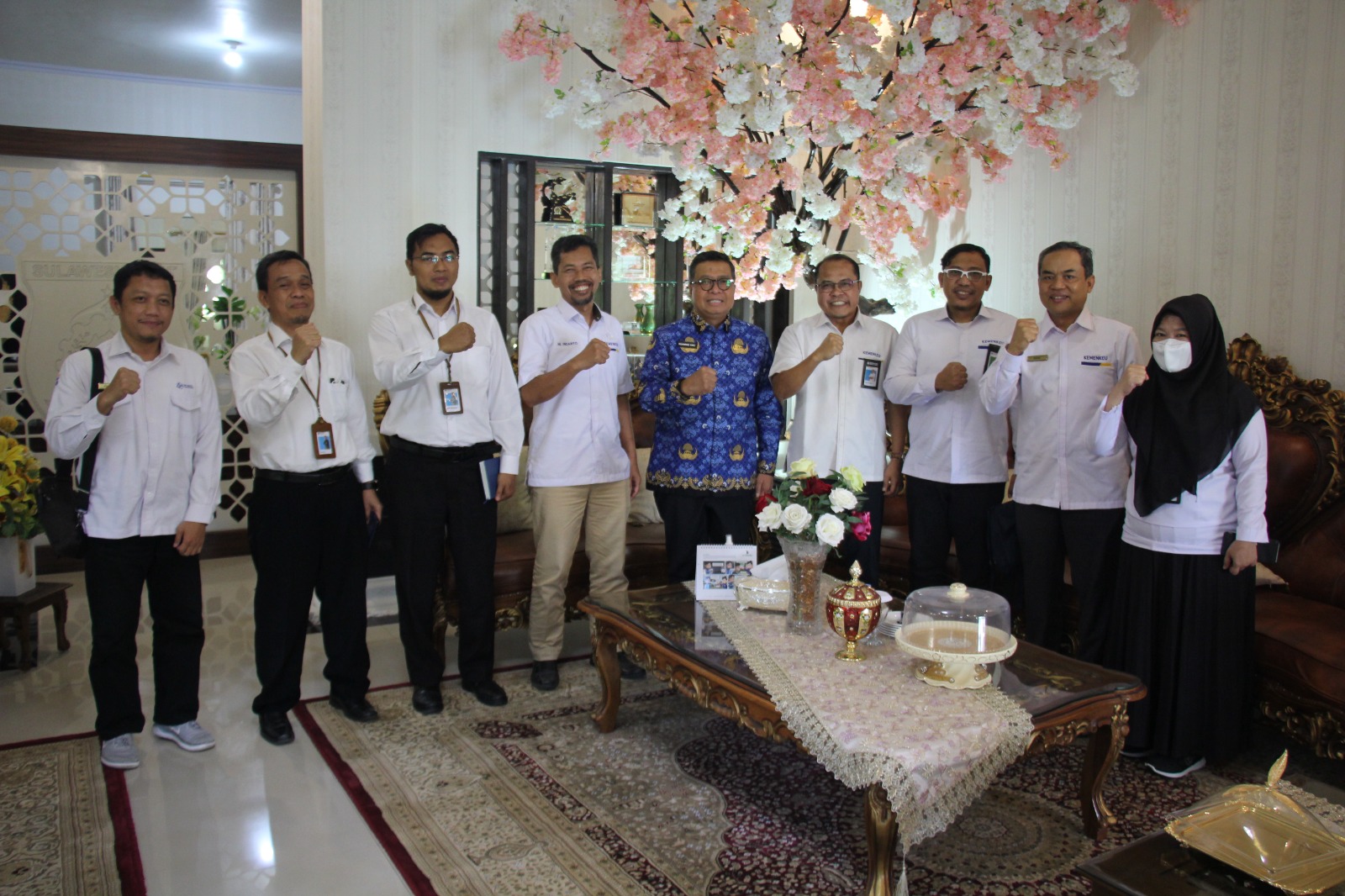 Bersama Para Pimpinan Kemenkeu Satu, Kepala KPKNL Mamuju Kunjungi Dua Alternatif Lokasi GKN Baru