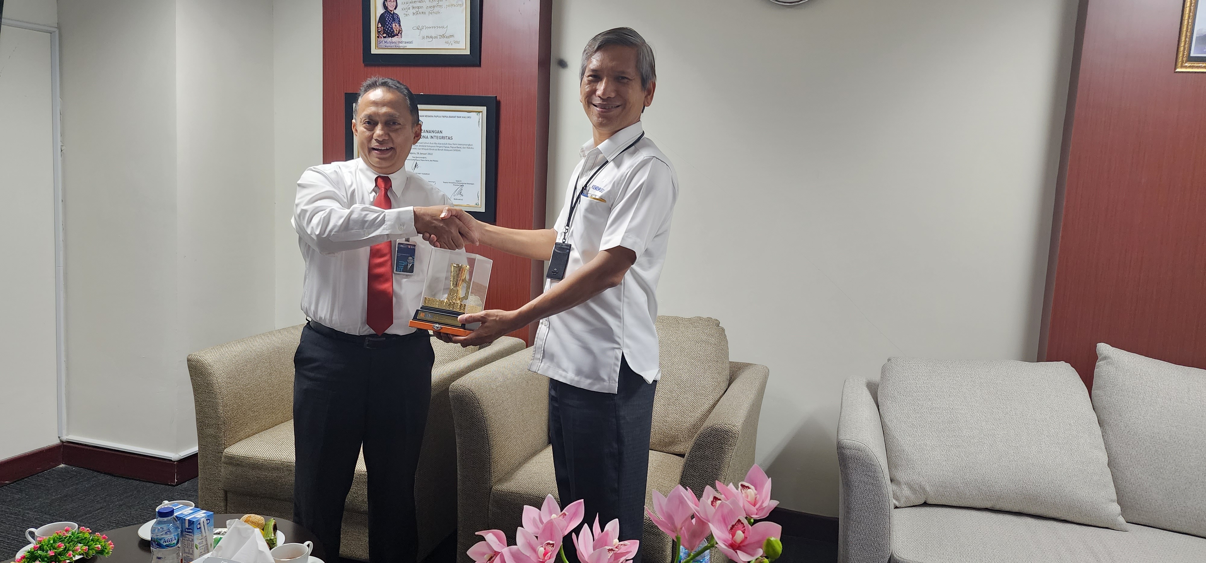 Jaga Sinergi, Kanwil DJKN Papabaruku Siap Majukan Lelang Bersama BNI Regional Office 16 Papua