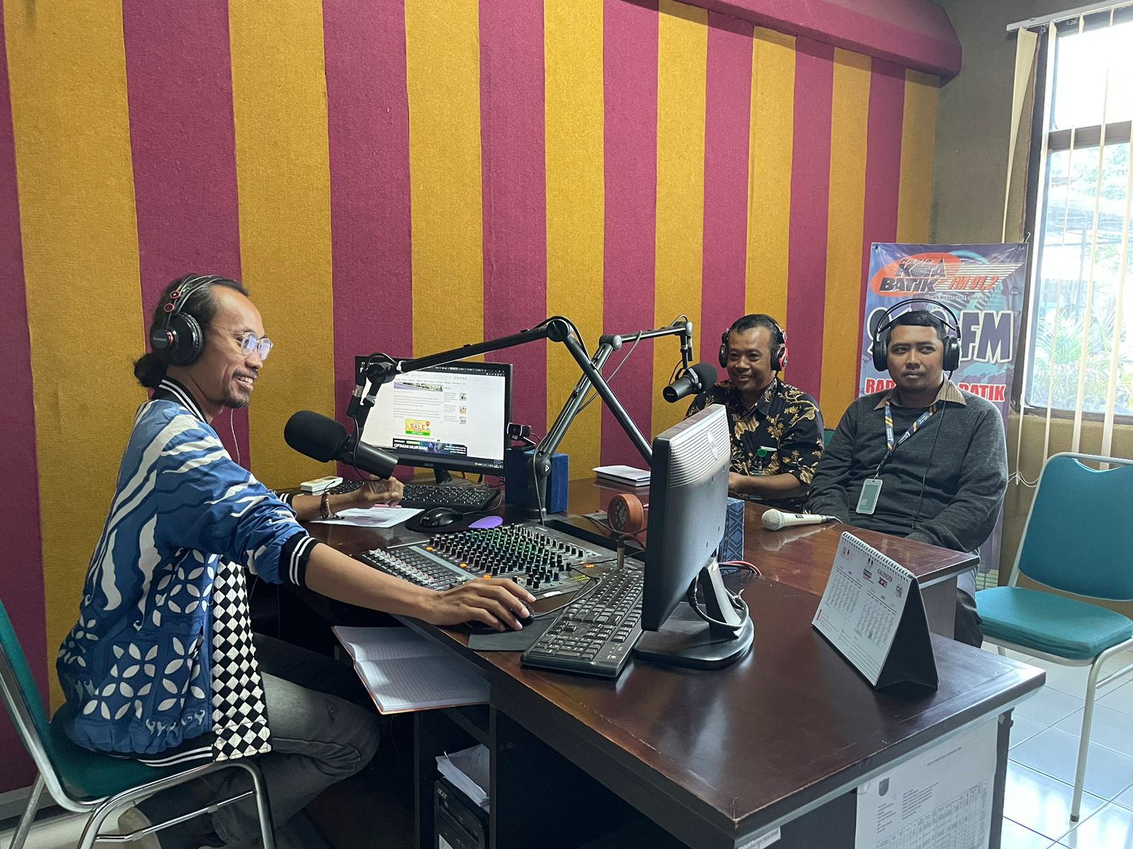 KPKNL Pekalongan Gandeng Radio Kota Batik Lakukan Dialog Publik Program Keringanan Utang dan Kedai Lelang UMKM 2023
