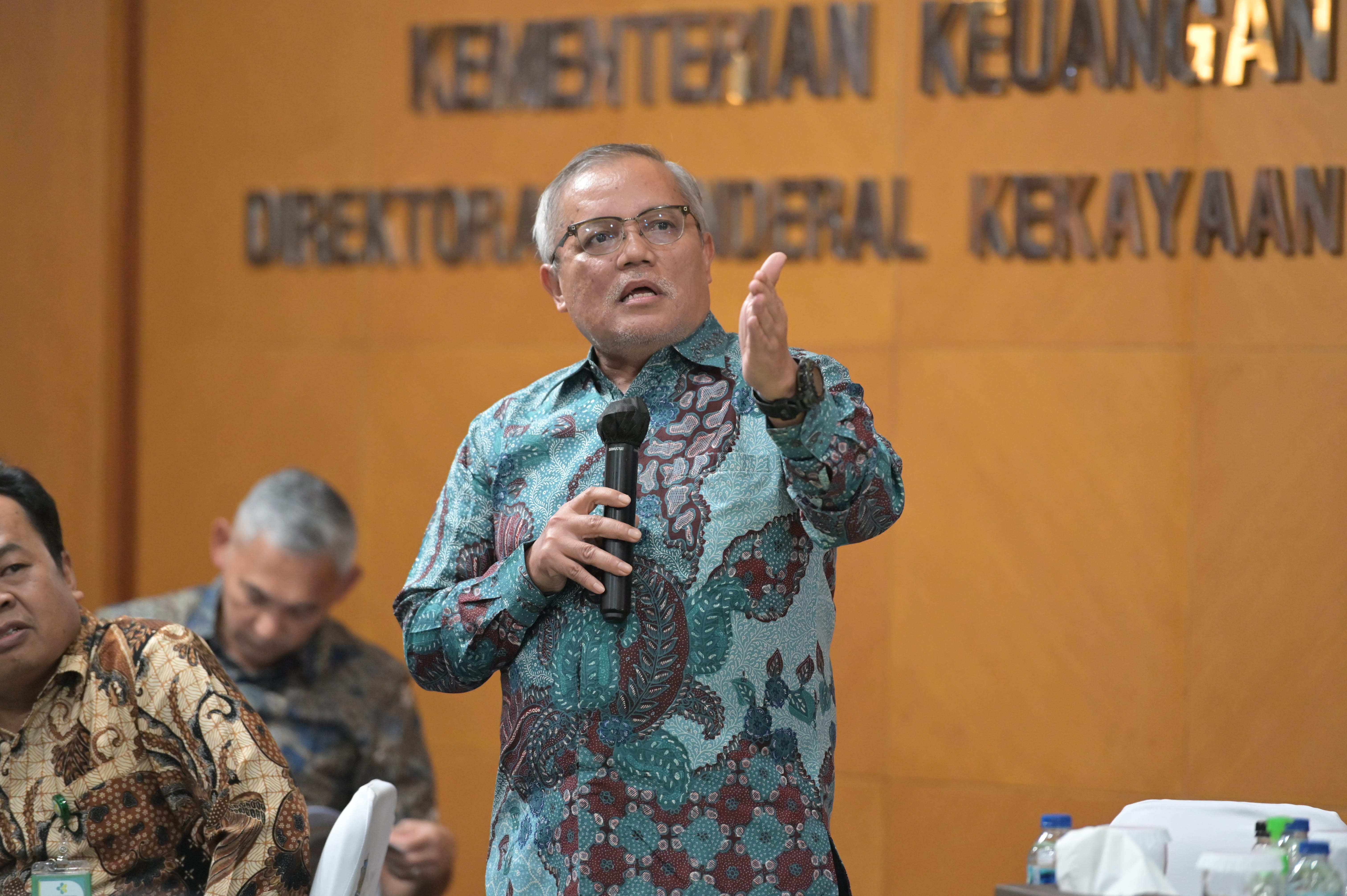 Tahun 2023, Debitur Pusat dan Daerah Dapat Keringanan Utang