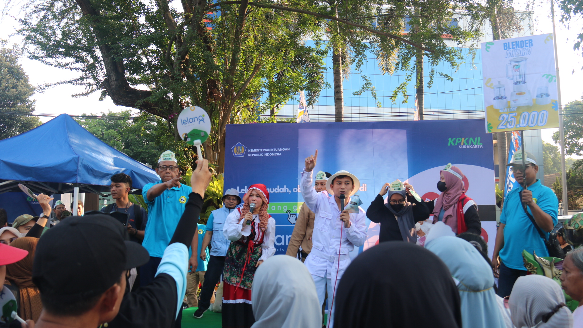 Tingkatkan Literasi Lelang Masyarakat, KPKNL Surakarta Gelar Sosialisasi dan Aksi Lelang di CFD