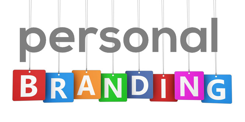 Tips Membangun Personal Branding pada Akun Sosial Media