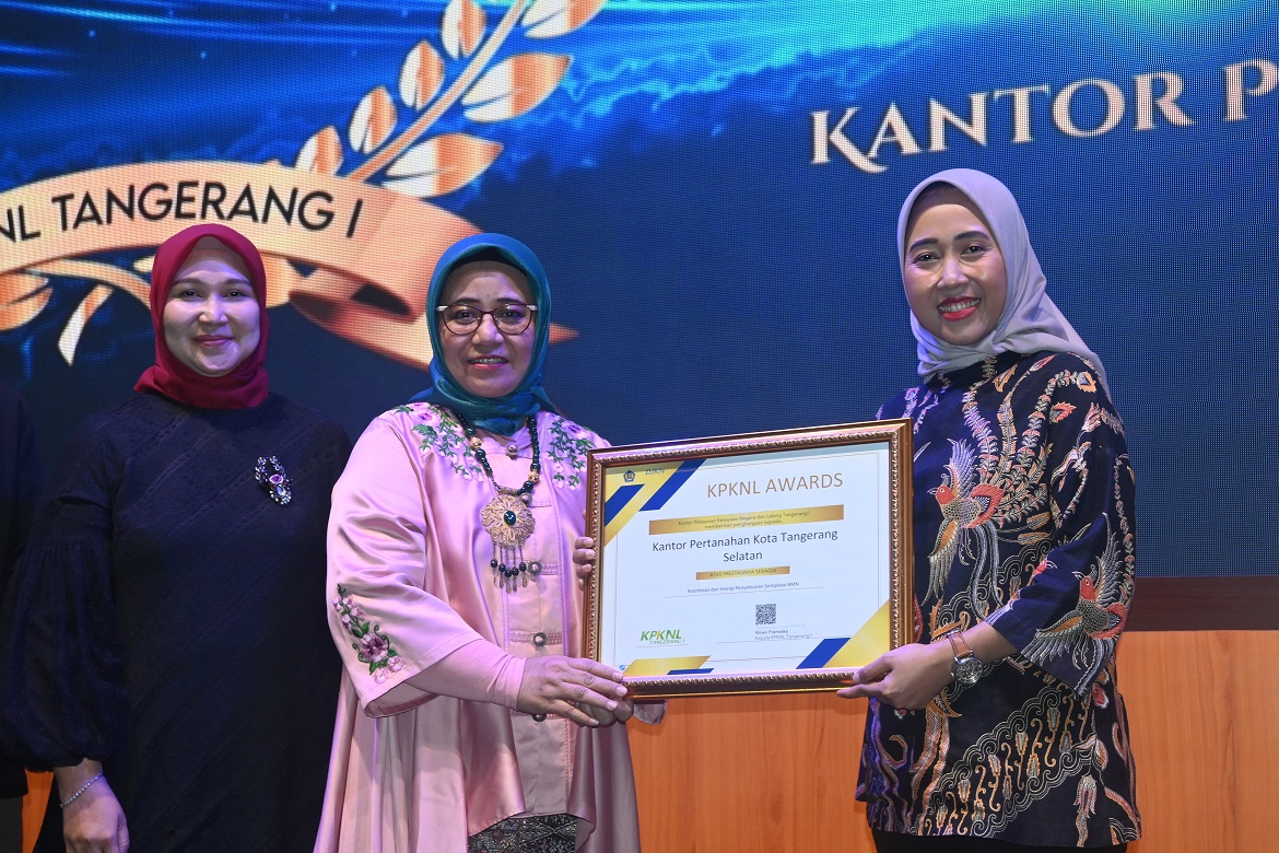 KPKNL Tangerang I selenggarakan KPKNL Awards 2023 dengan tema "Melangkah Bersama, Maju Bersama untuk Optimaliasi Kinerja Kekayaan Negara"