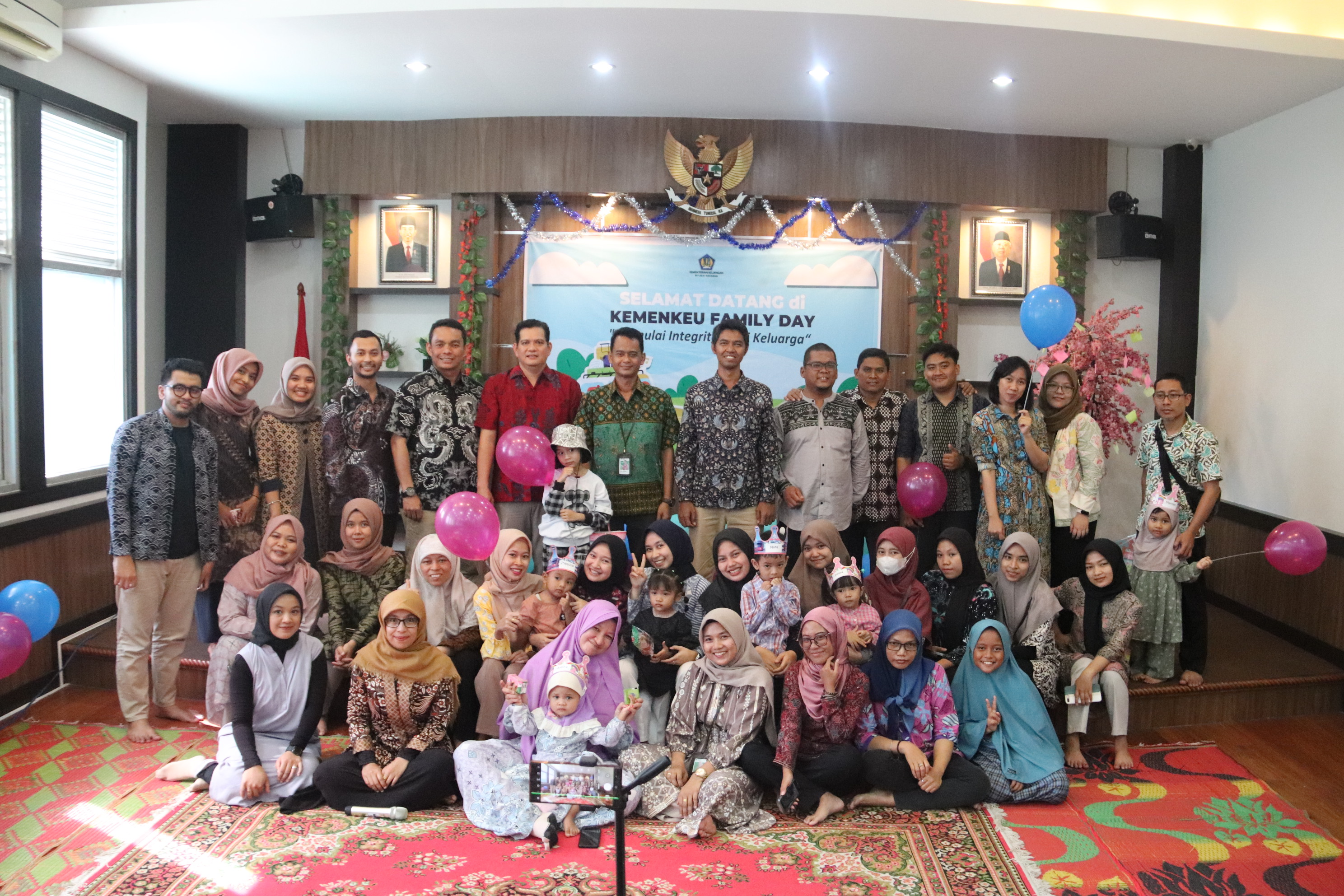 KPKNL Padang melaksanakan kegiatan Family Day Kemenkeu 2023 dengan tema "Memulai Integritas dari Keluarga"