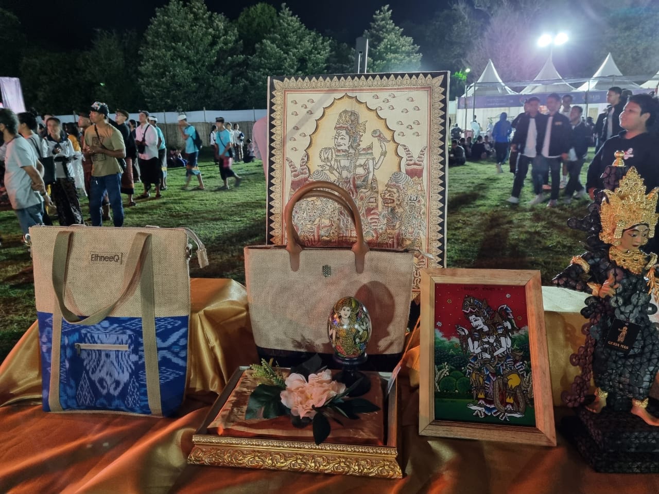 Lelang Produk UMKM di KBS Festival Denpasar  