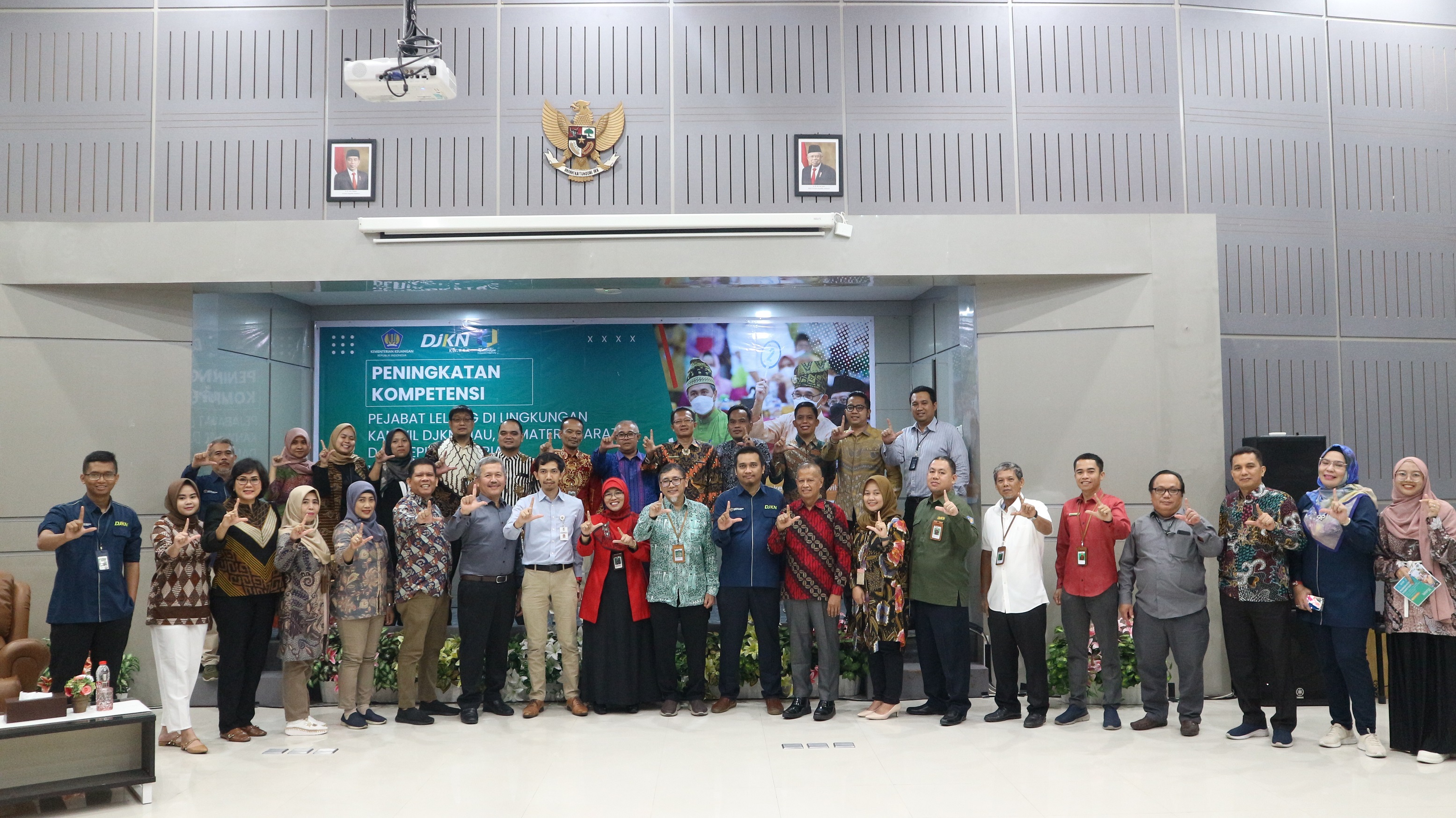 Seminar Peningkatan Kompetensi Pejabat Lelang Di Lingkungan Kanwil DJKN RSK