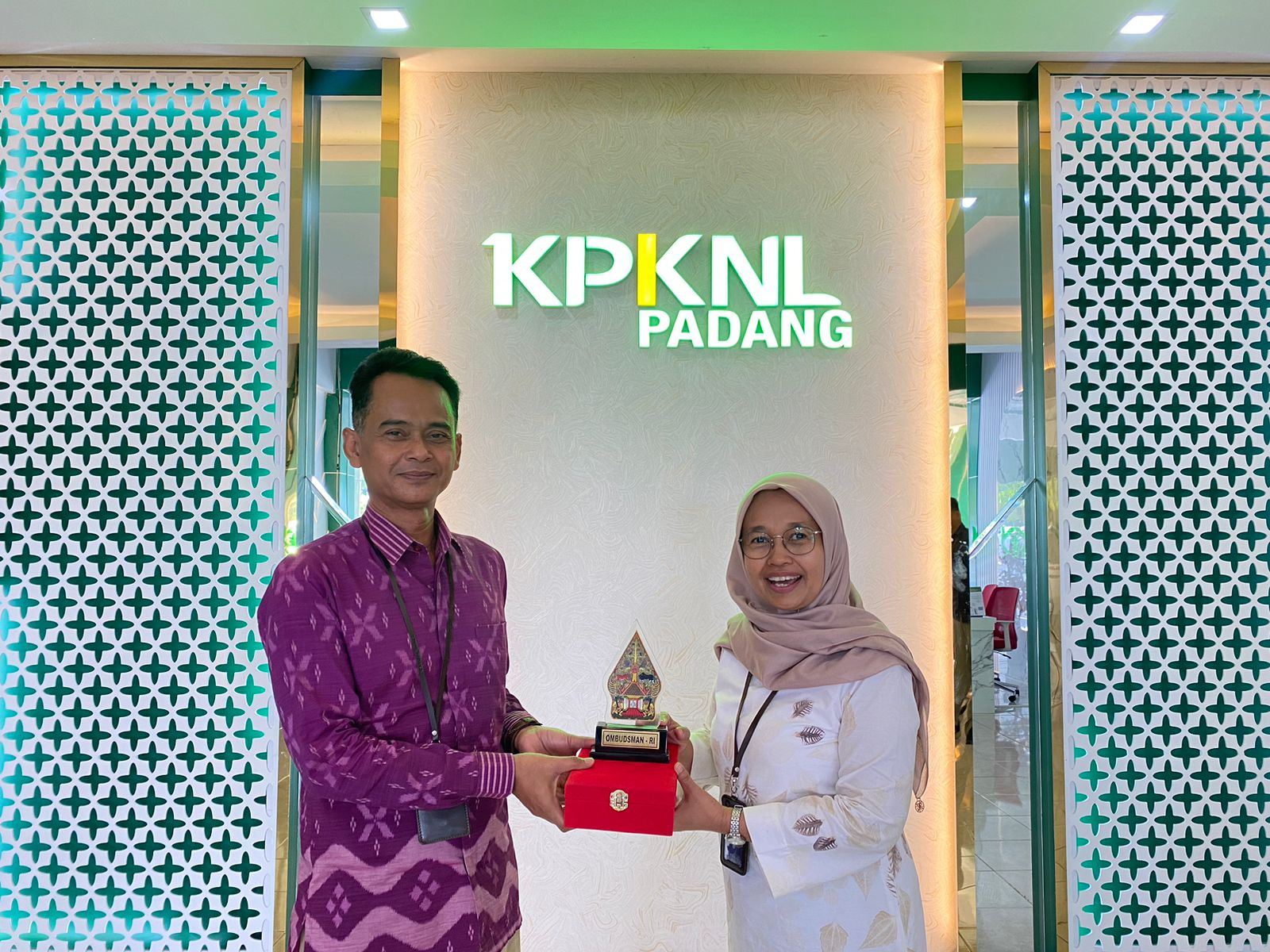 Kunjuangan Kerja dan Kordinasi Kepala Ombudsman Perwakilan Sumatera Barat ke KPKNL Padang