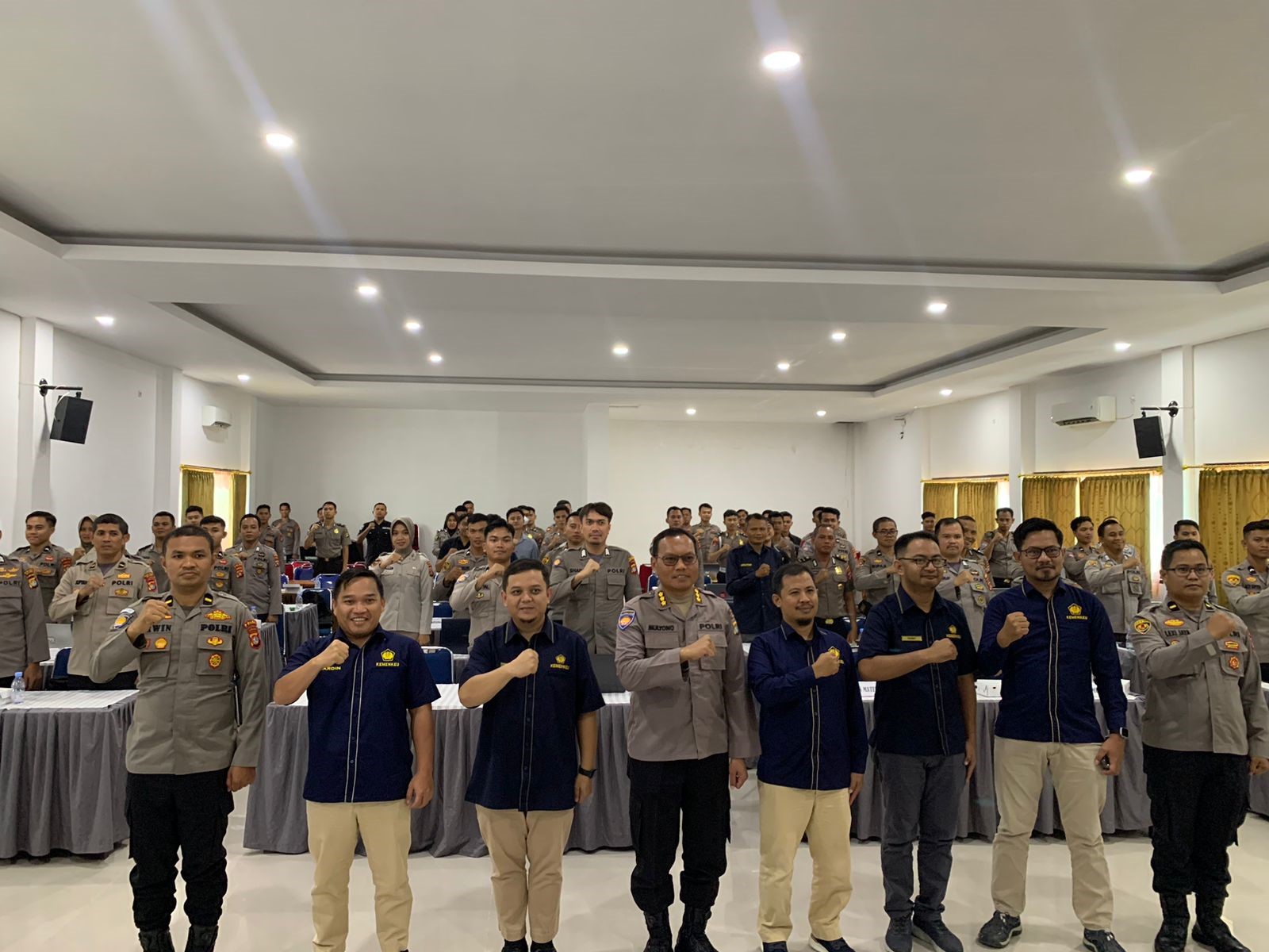 KPKNL Mamuju Kolaborasi dengan KPPN Mamuju Dampingi Polda Sulbar Susun Laporan Keuangan dan BMN