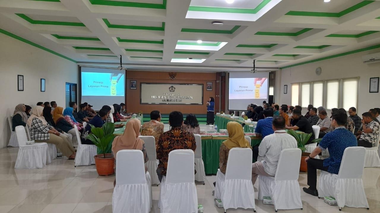 Tingkatkan Pelayanan Prima, Kanwil DJKN Kalbar Adakan Pelatihan Service Excellent untuk Para Pegawai dan PPNPN