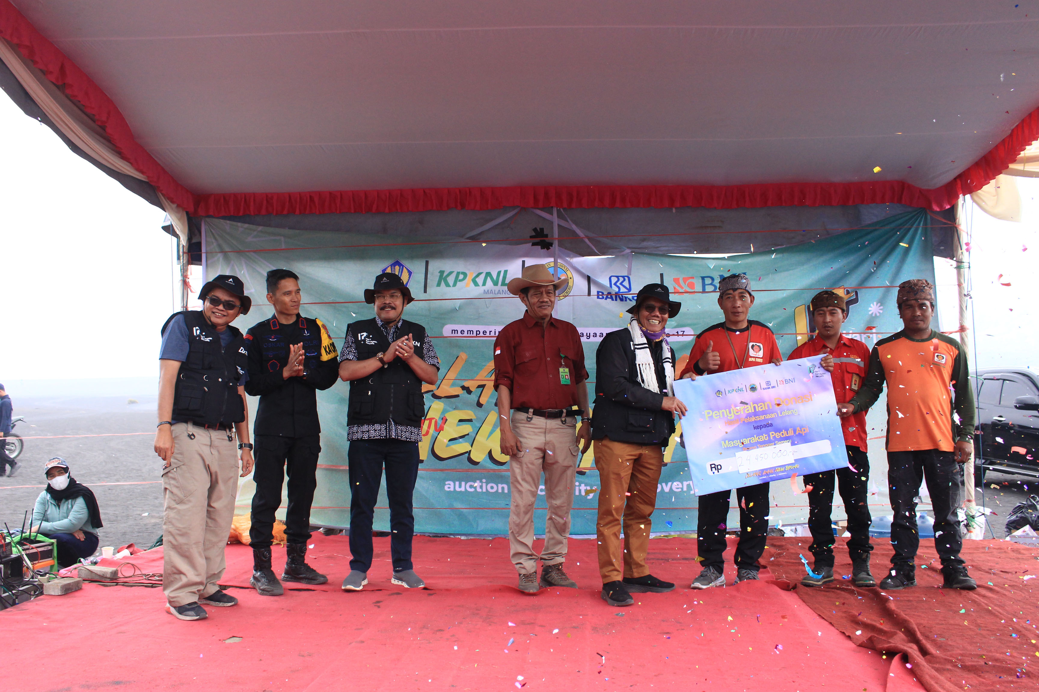 Gelar Lelang Amal, DJKN Donasikan 24,4 Juta untuk Pemulihan Bromo Pasca Kebakaran