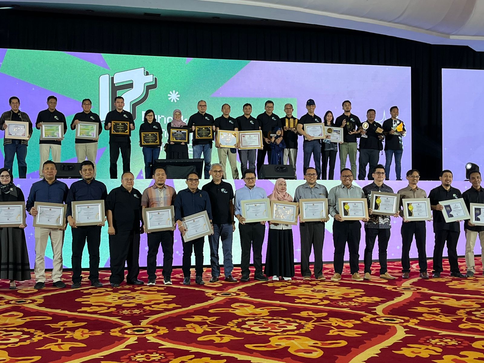 PENGANUGERAHAN PENGHARGAAN PEJABAT FUNGSIONAL PENILAI PEMERINTAH TERBAIK TAHUN 2023 OLEH DIRJEN KN