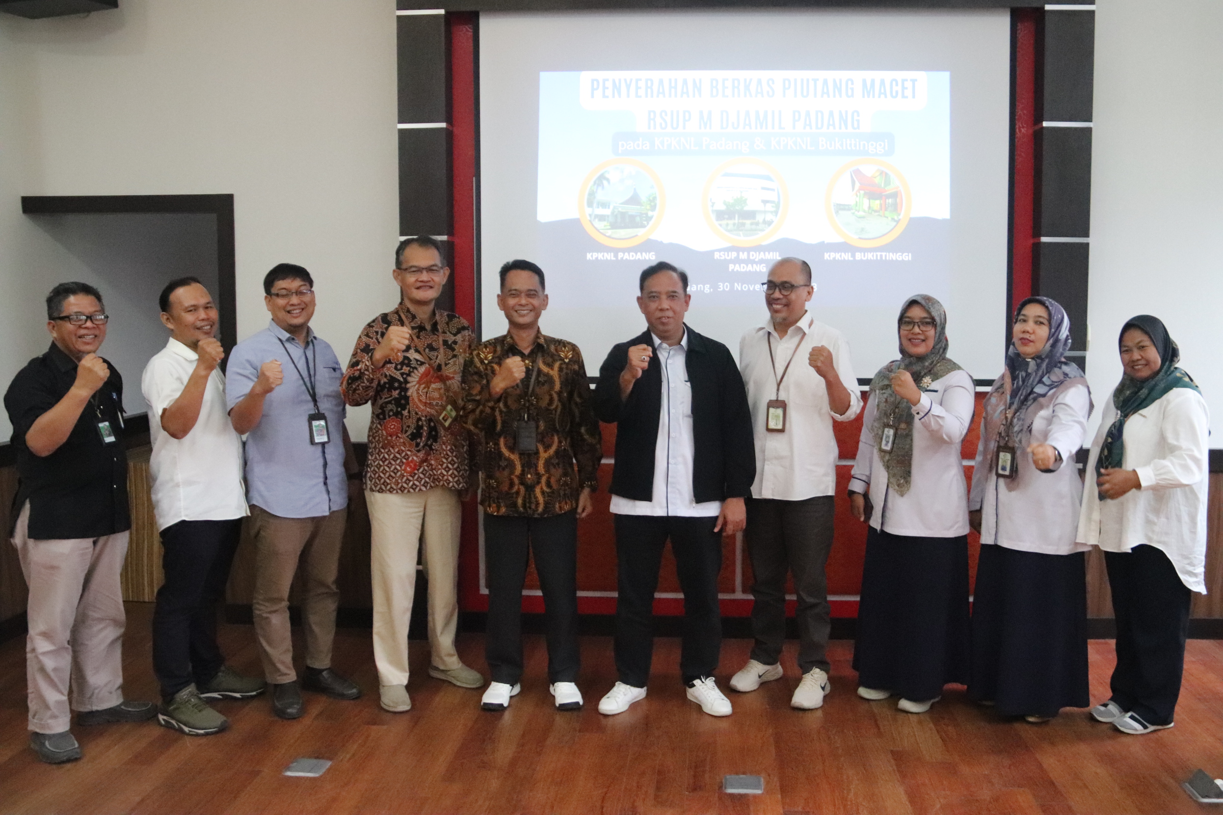 Serah Terima BKPN RSUP Dr. M Djamil Padang KPKNL Padang dan KPKNL Bukittinggi