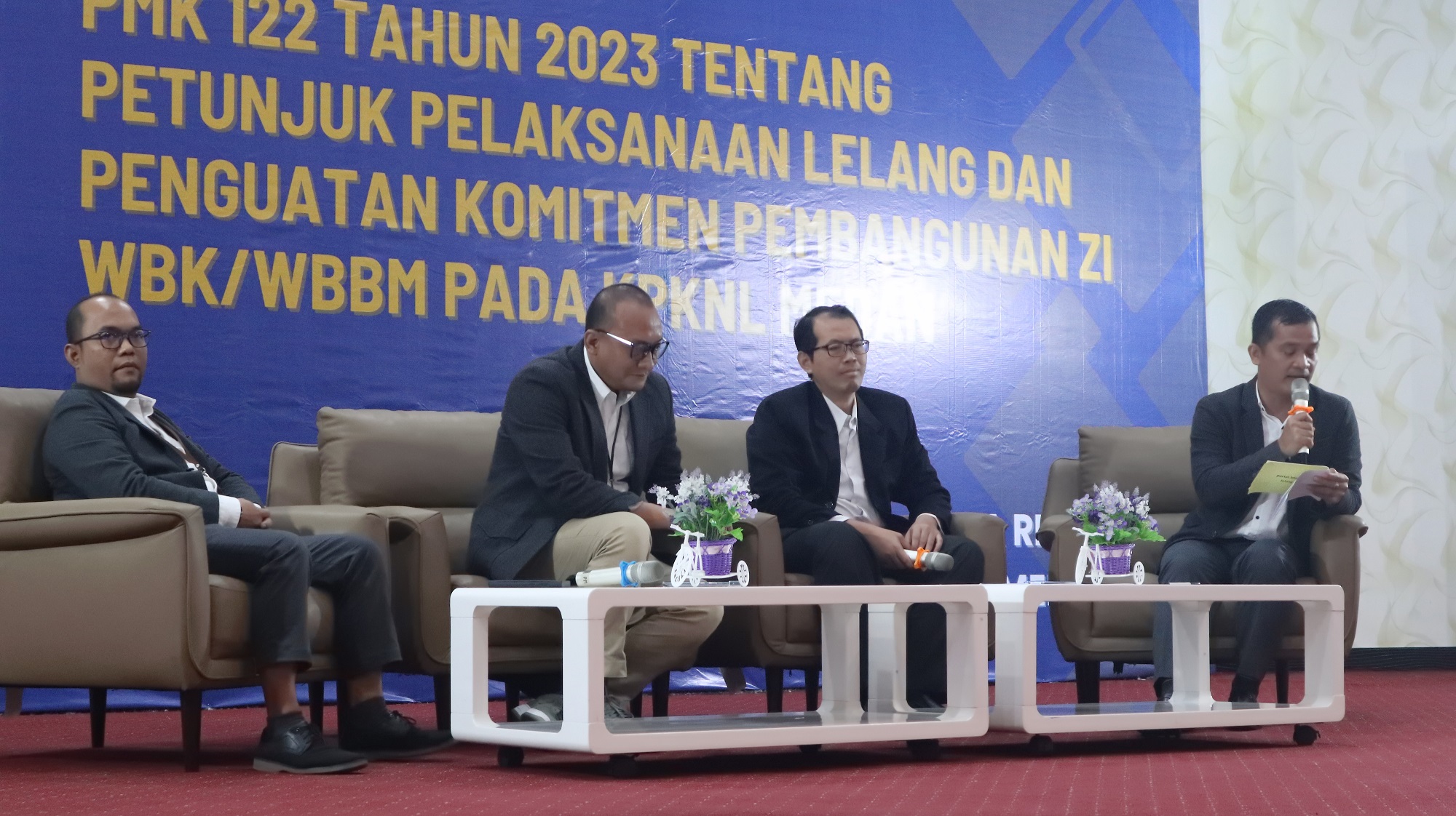 KPKNL Medan Gelar Sosialisasi PMK Lelang Terbaru dan Penguatan Komitmen Pembangunan ZI WBK/WBBM kepada Pengguna Layanan