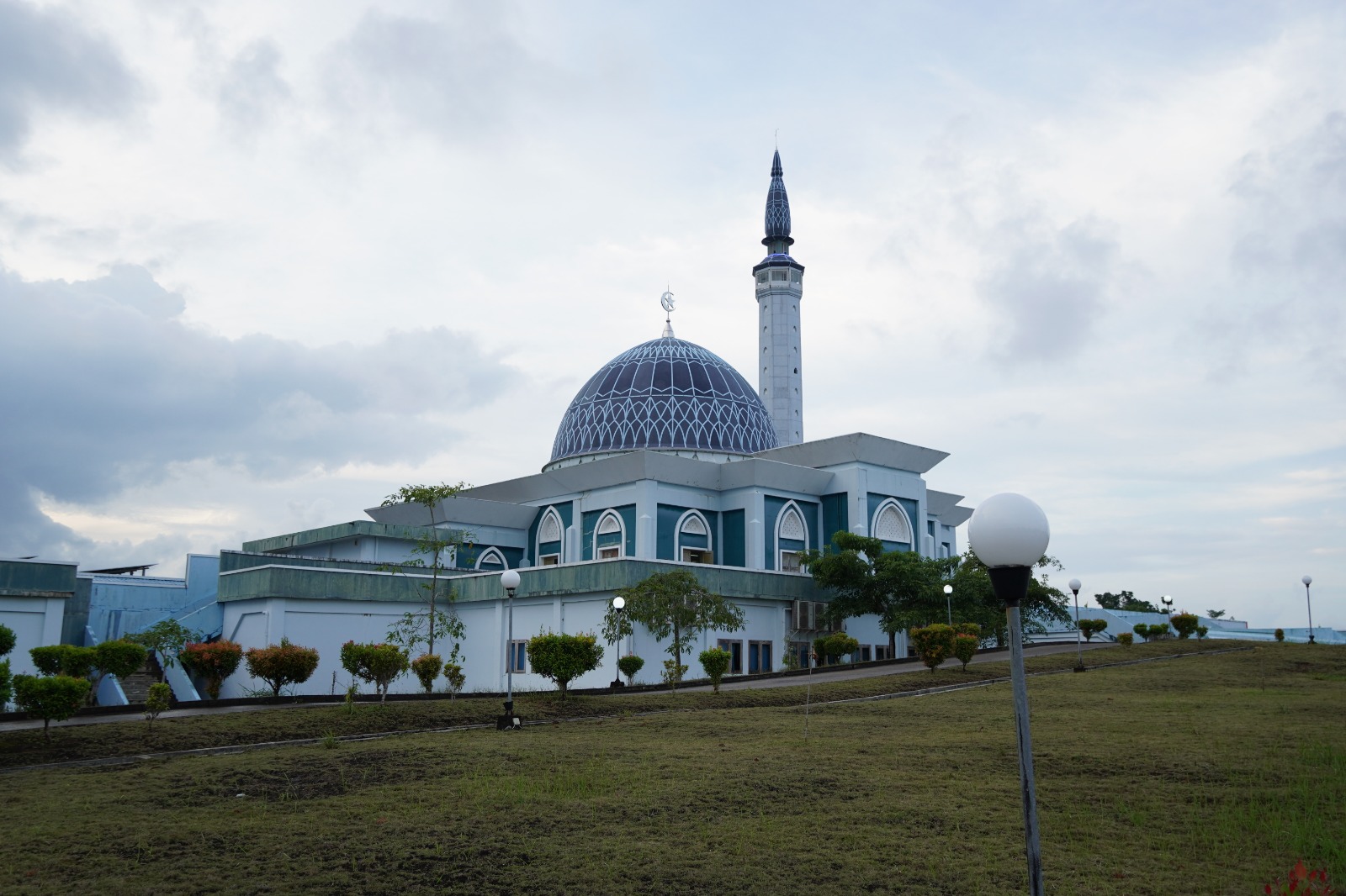 Masjid Raya Nur Illahi, ikon destinasi religi di Tanjungpinang