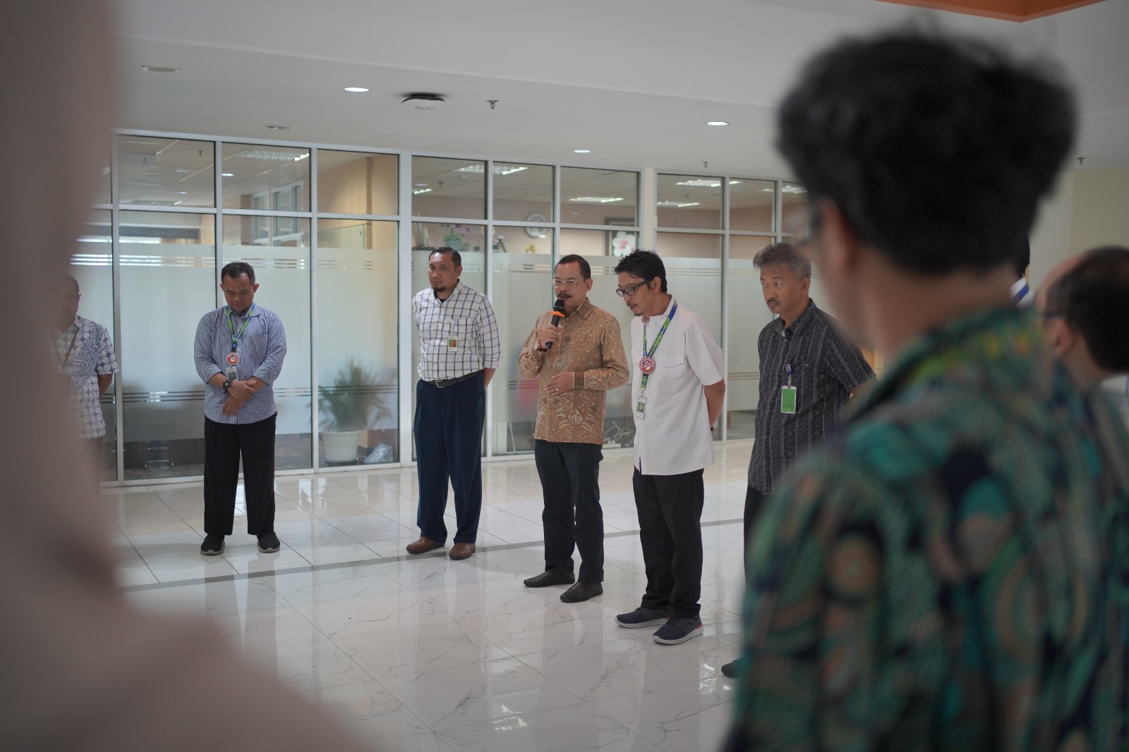 Semanggi Baru Kanwil DJKN Jawa Barat di Hari Pertama Bekerja