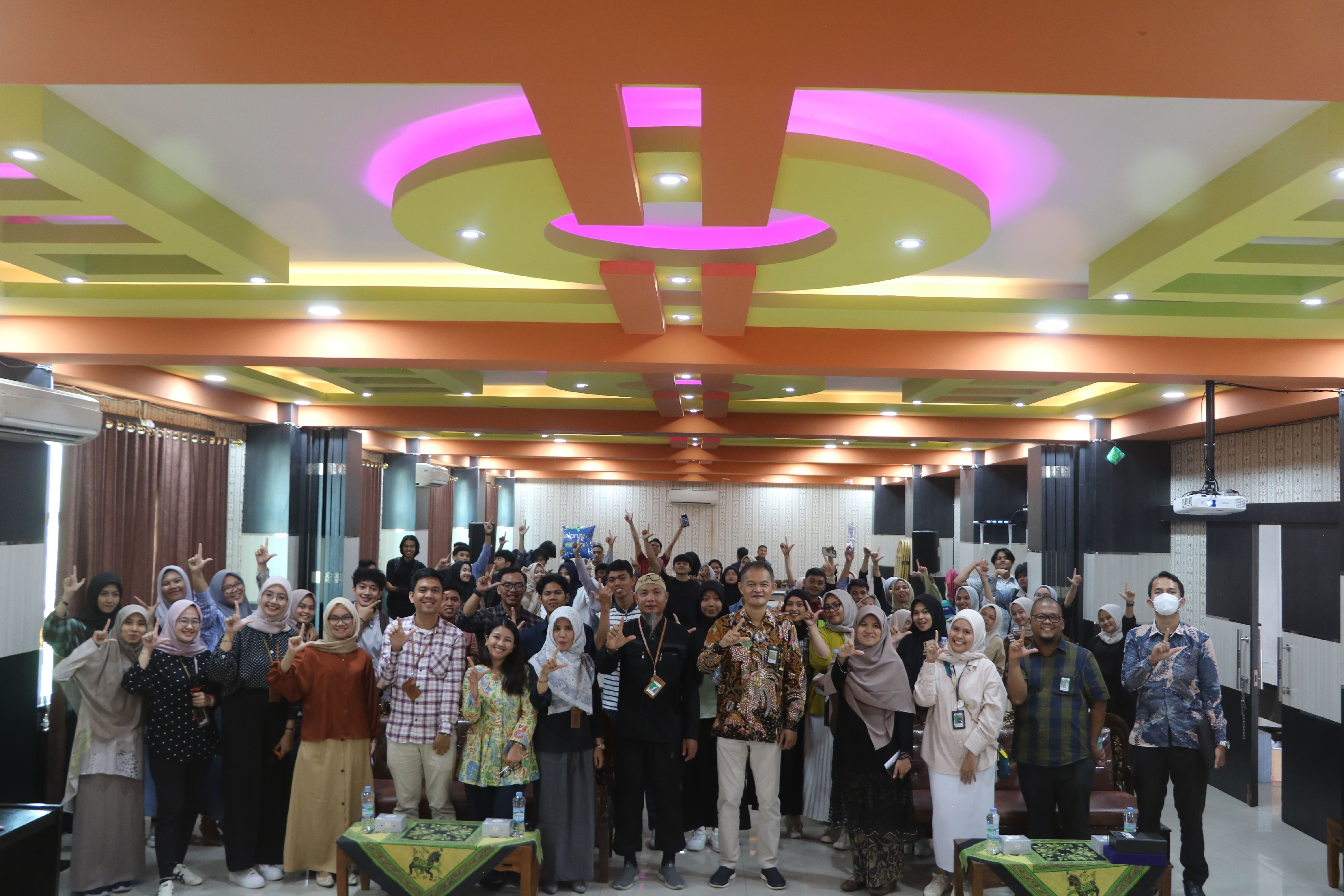 Perkenalkan APBN dan Pengelolaan BMN, KPKNL Bukittinggi laksanakan Goes to Campus di UM Sumbar