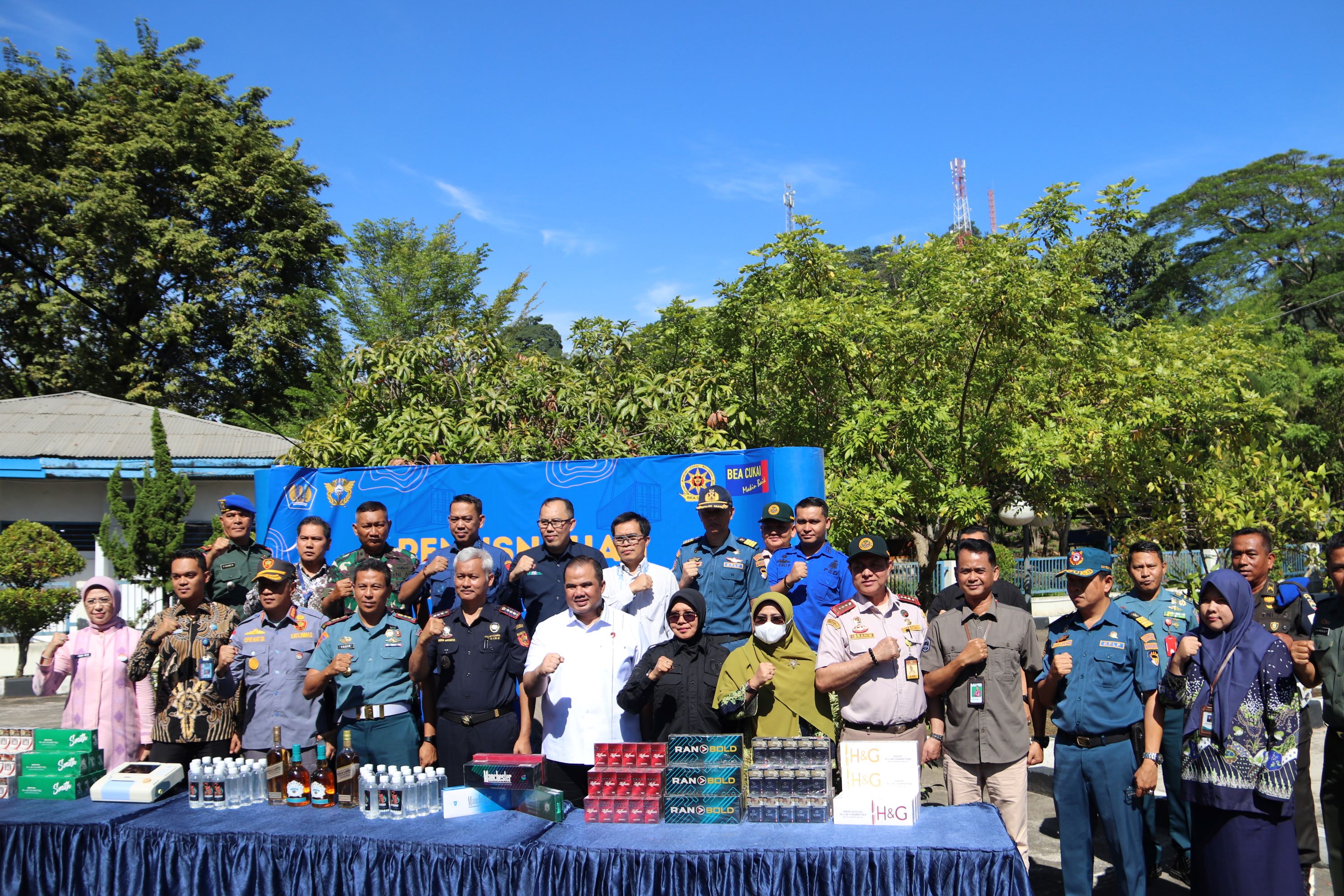 KPKNL Padang ikut Mendukung Pemusnahan Barang yang Menjadi Milik Negara (BMMN) eks. barang hasil penindakan di bidang Kepabeanan dan Cukai