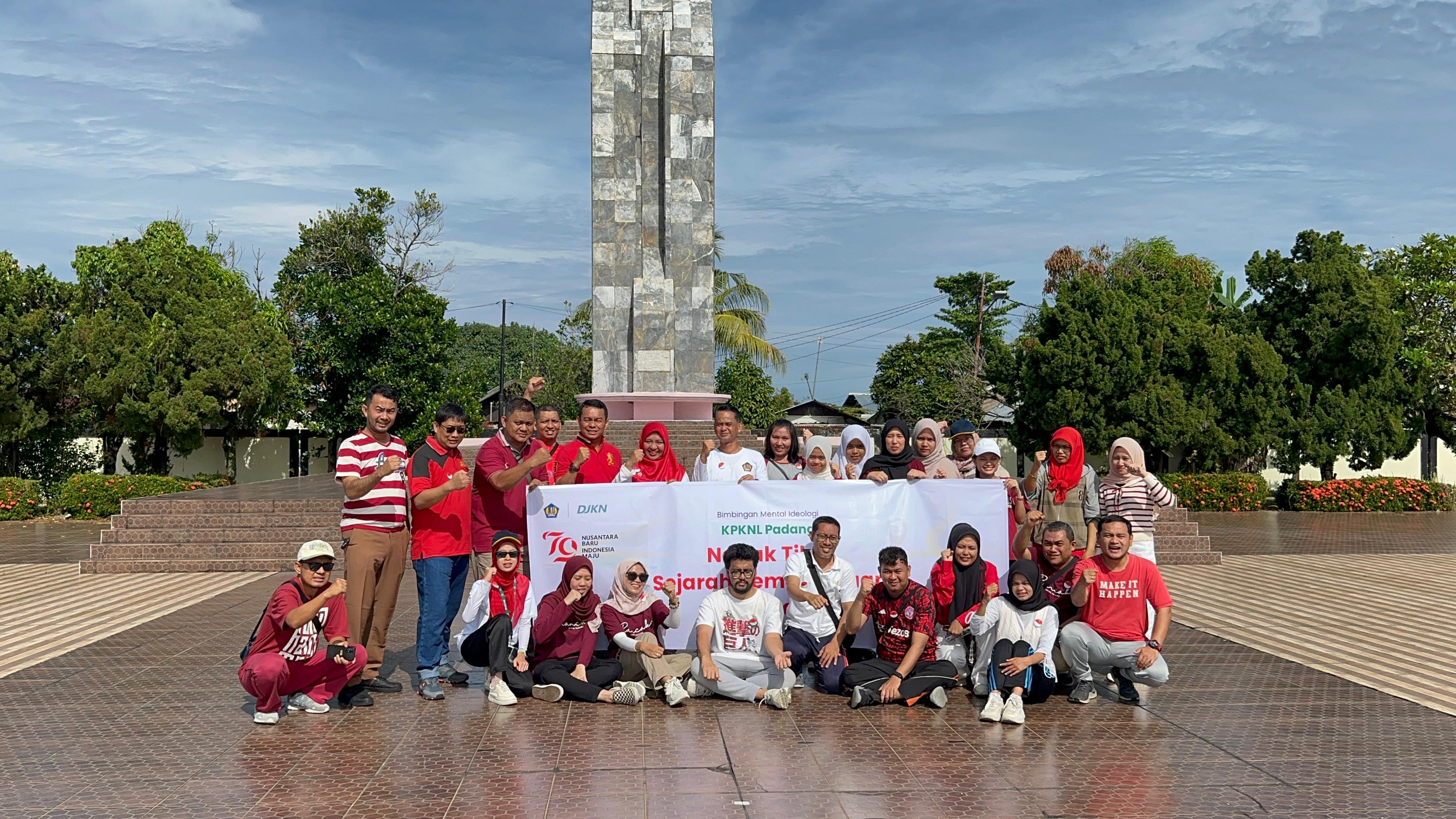 Napak Tilas Sejarah Perjuangan Kota Padang