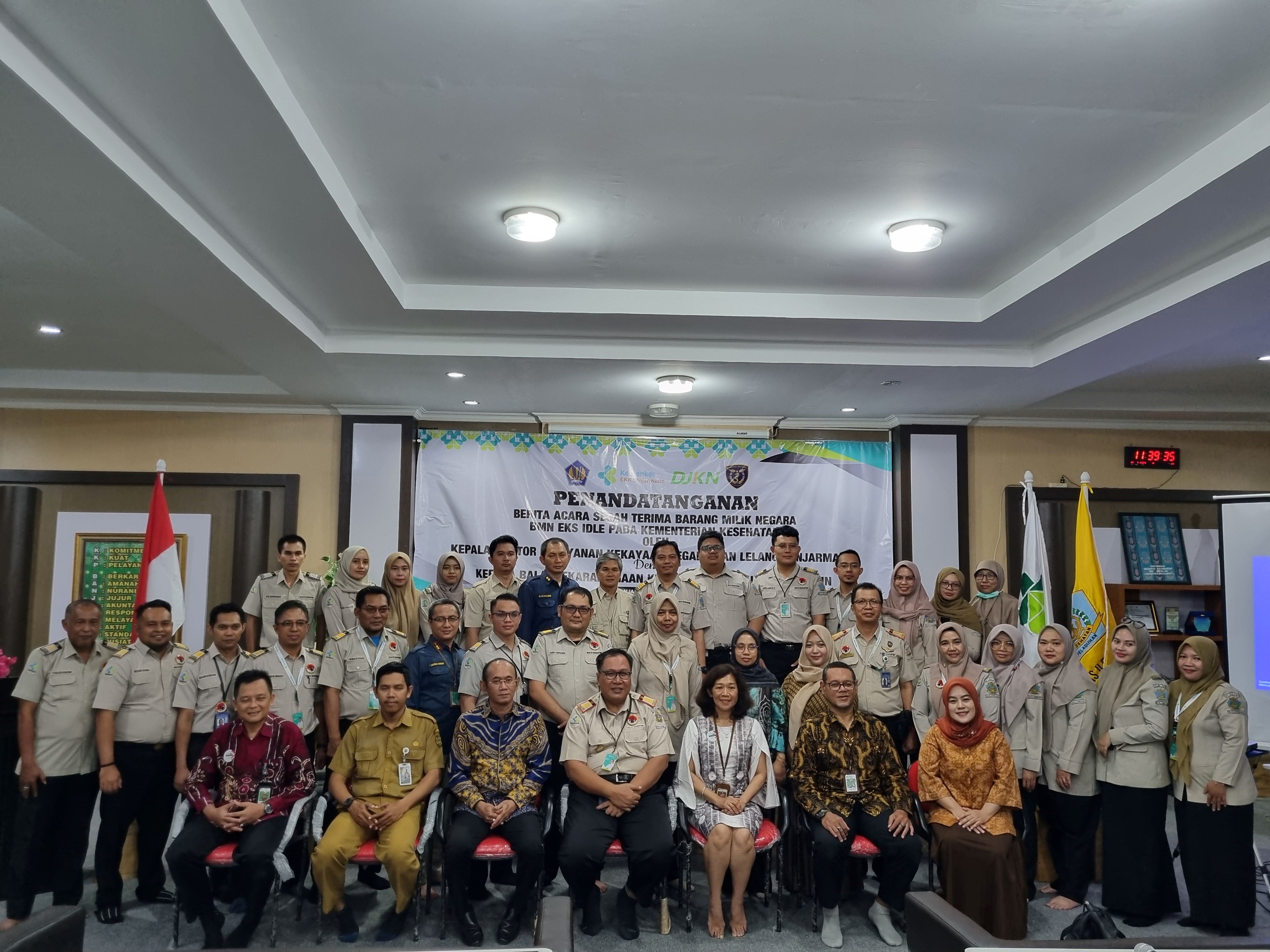 Penandatanganan Berita Acara Serah Terima (BAST) BMN Eks BMN Idle