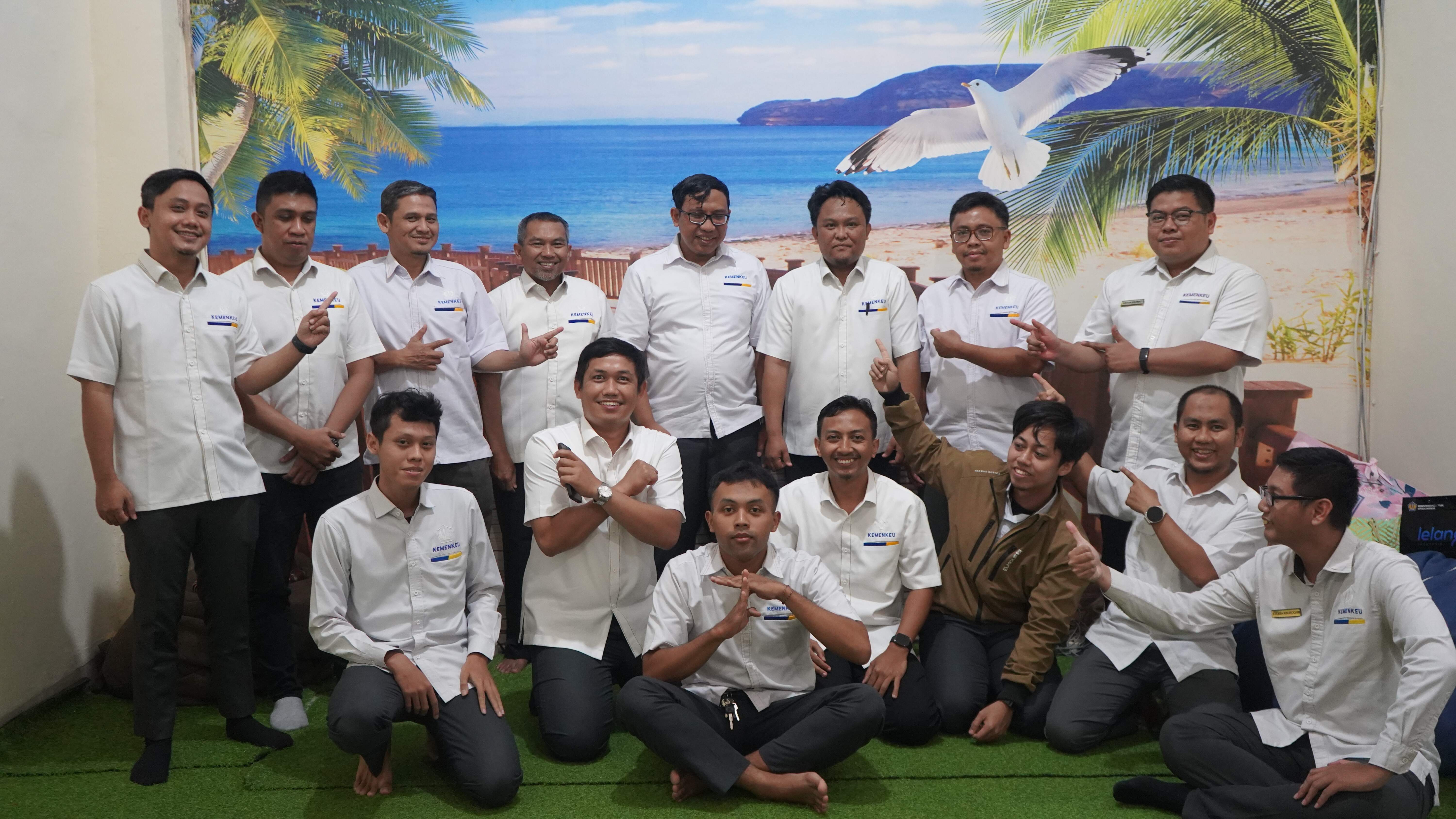 Selamat dan Sukses di Tempat yang Baru : Pelepasan Fungsional Pelelang Ahli Pertama  Piter dan Pegawai Promosi Dian Ardiansyah