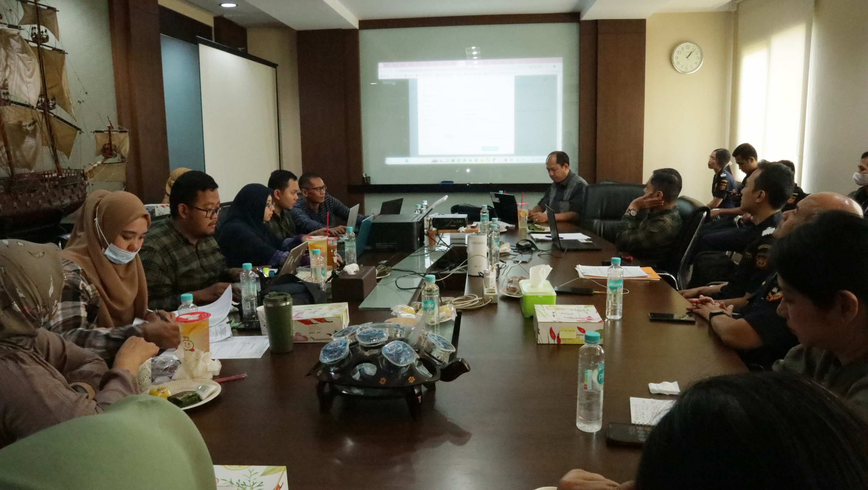 30 Motor Royal Enfiled Laku Lelang Hingga Rp2,26 Milyar