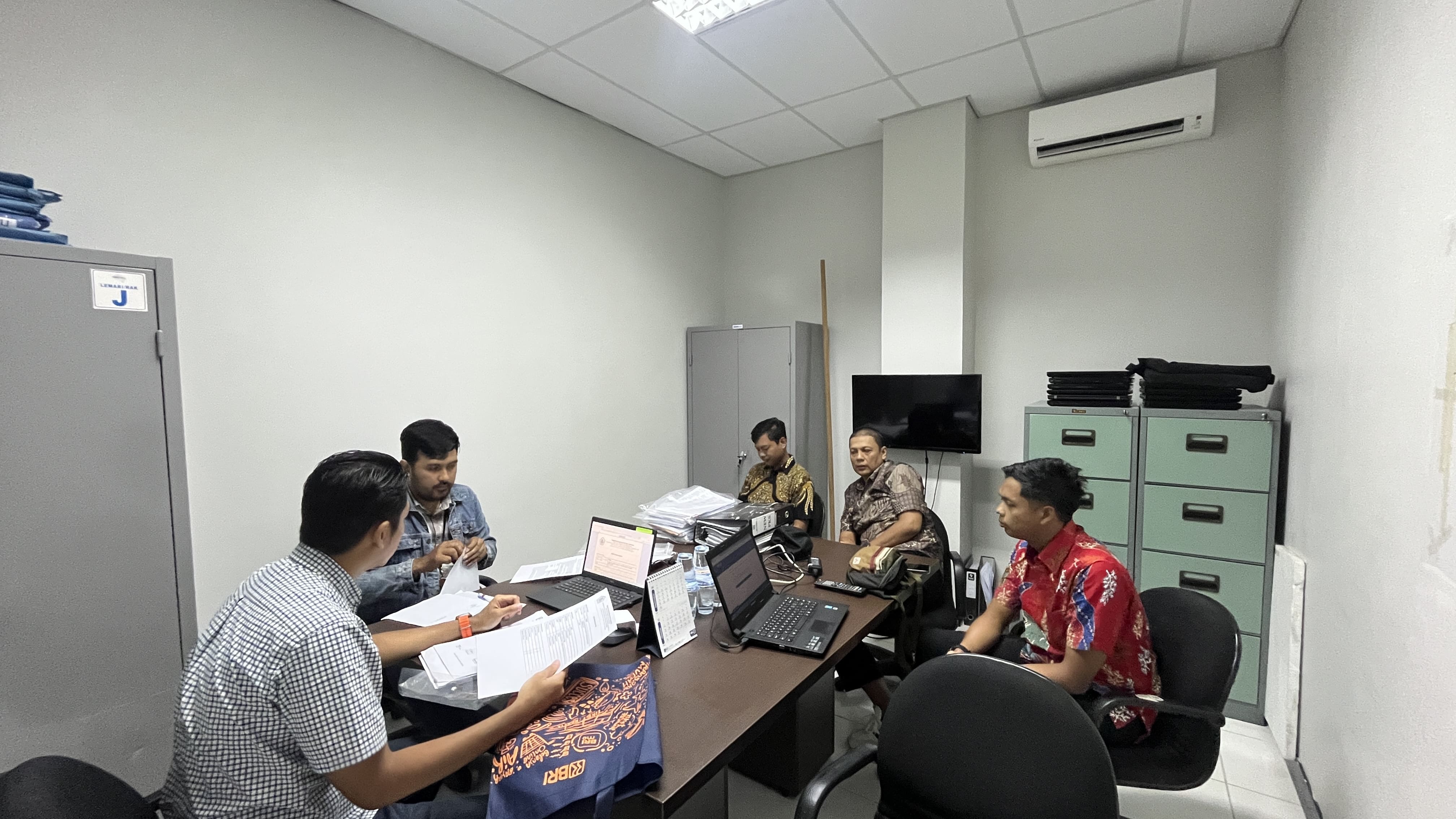 Pelaksanaan Lelang Wajib Eksekusi Hak Tanggungan di Bank BRI KC Tobelo
