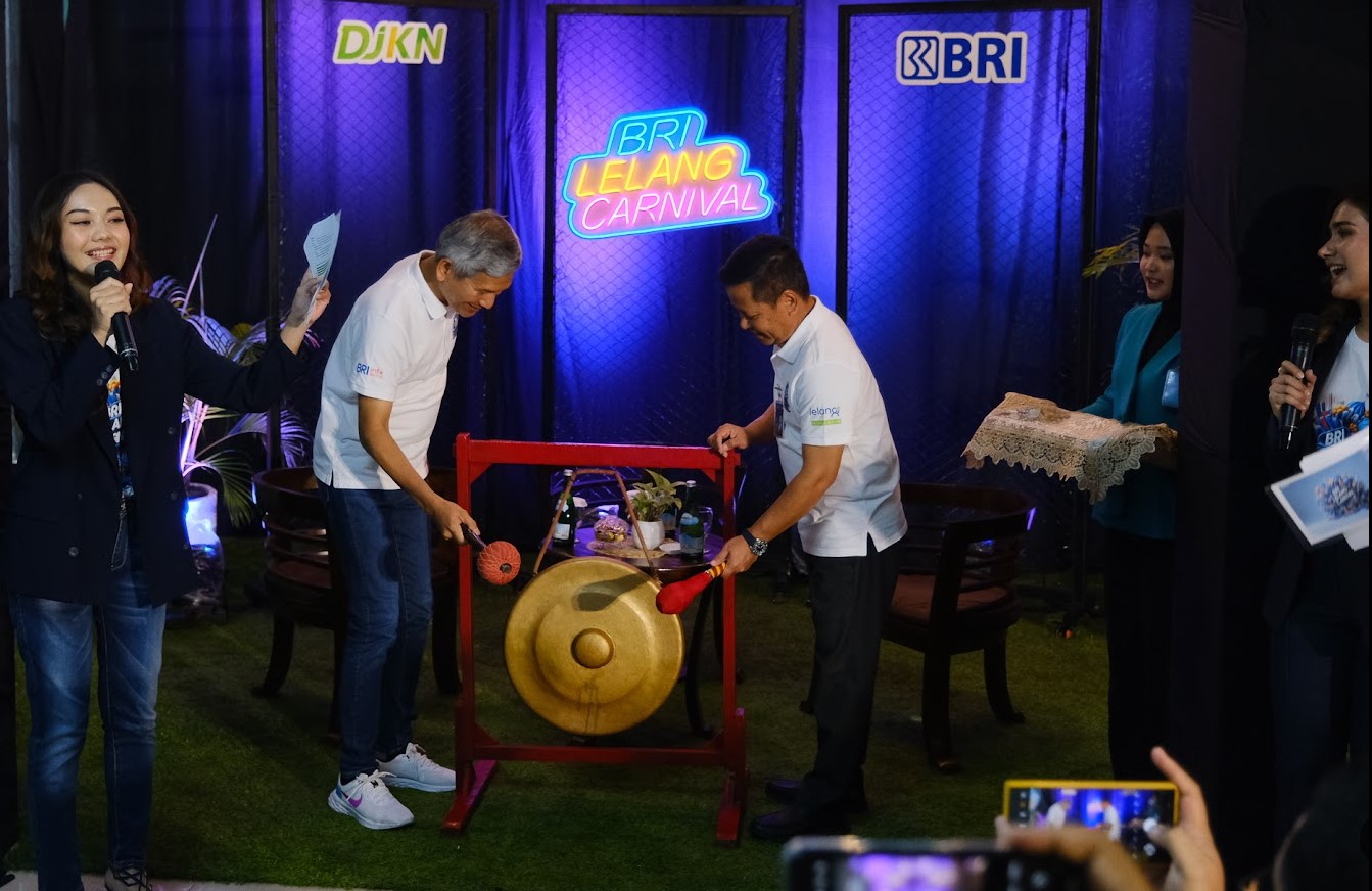 Pemukulan Gong di KPKNL Parepare tandai dimulainya BRI Lelang Carnival Tahun 2024