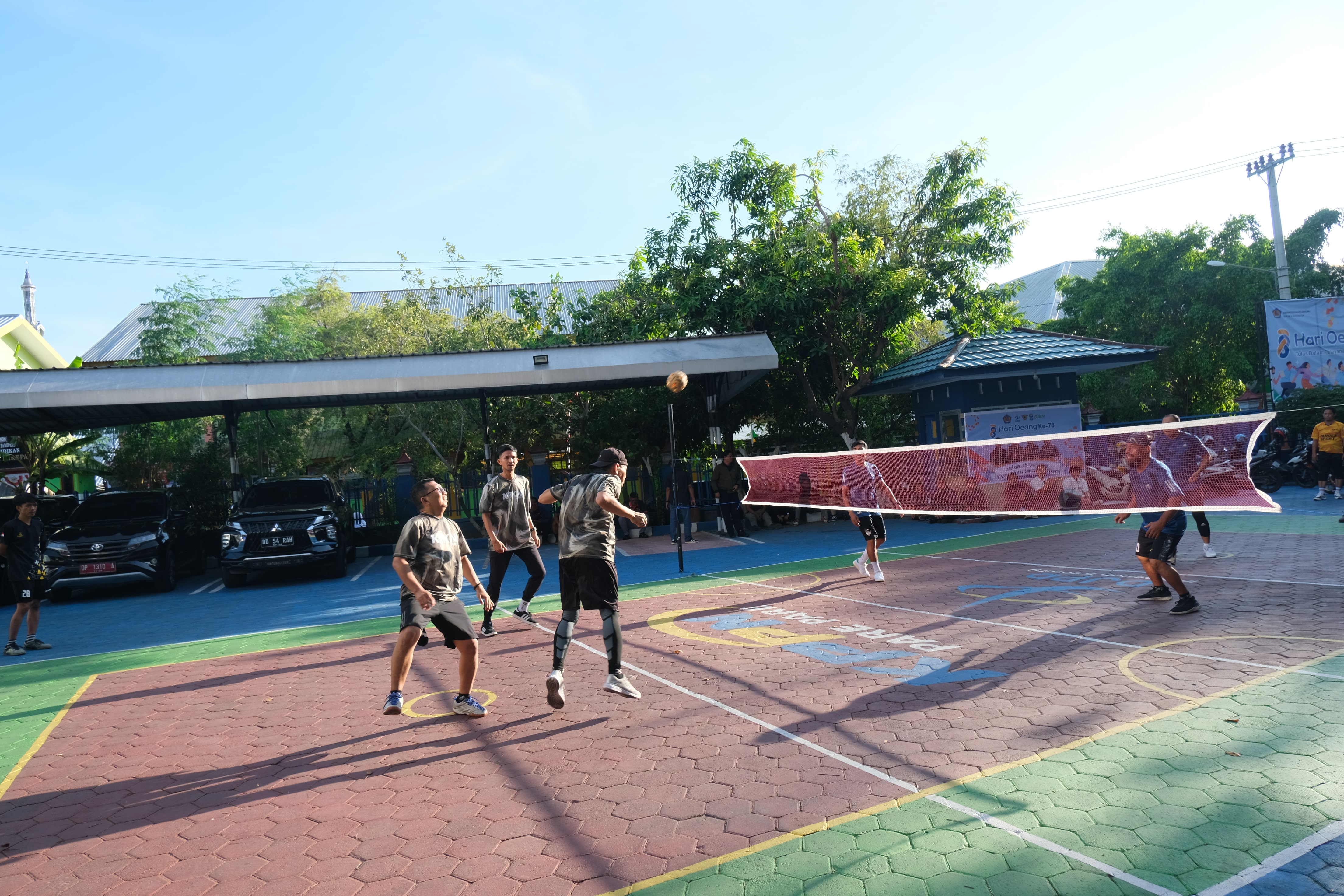 Pelaksanaan Perlombaan Sepak Takraw dalam rangka memperingati HORI 2024 di Lingkungan Kementerian Keuangan Wilayah Kota Parepare