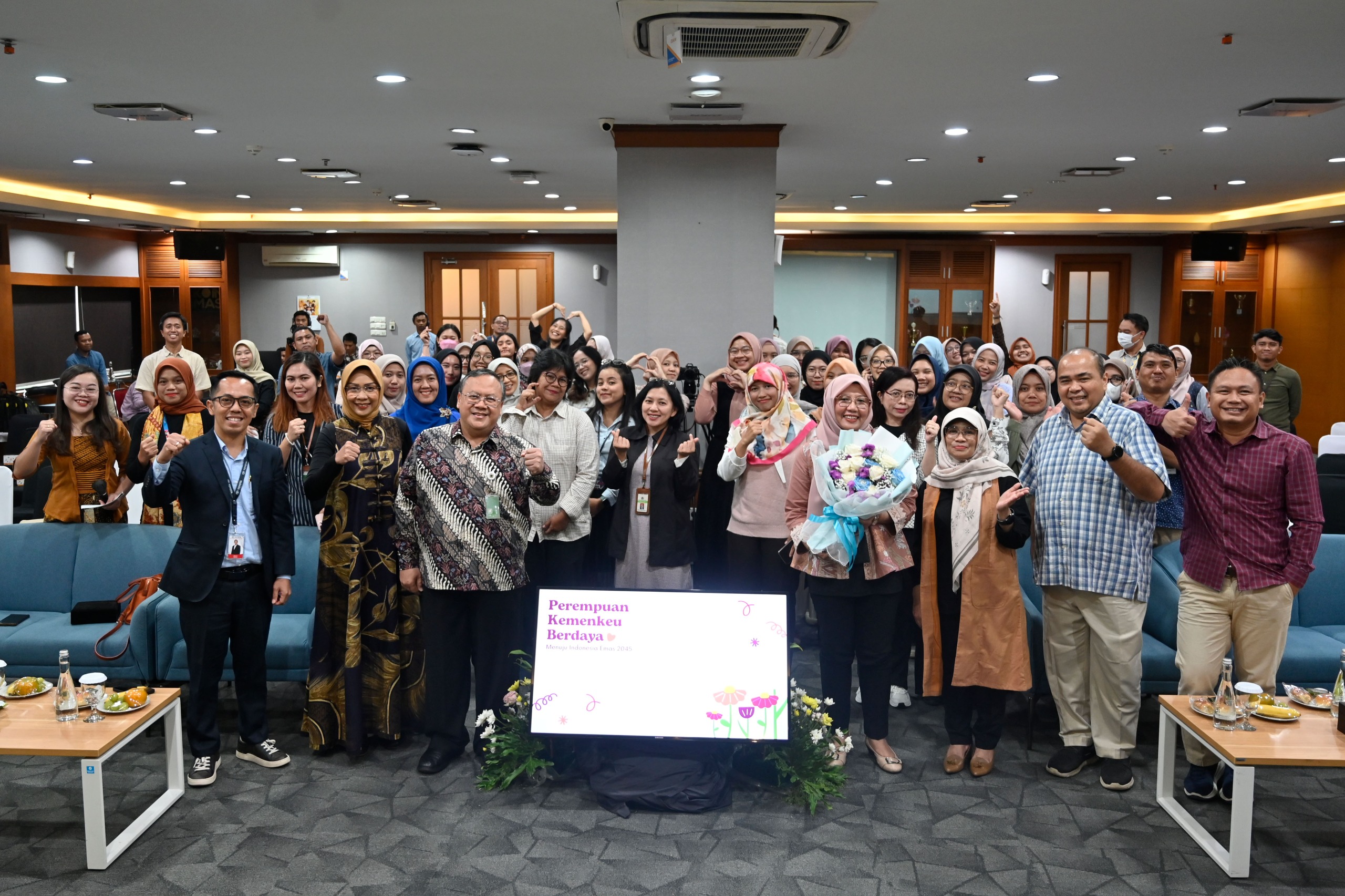 Talk Show Hari Ibu ke-96: DJKN Dorong Pemberdayaan Perempuan di Kementerian Keuangan
