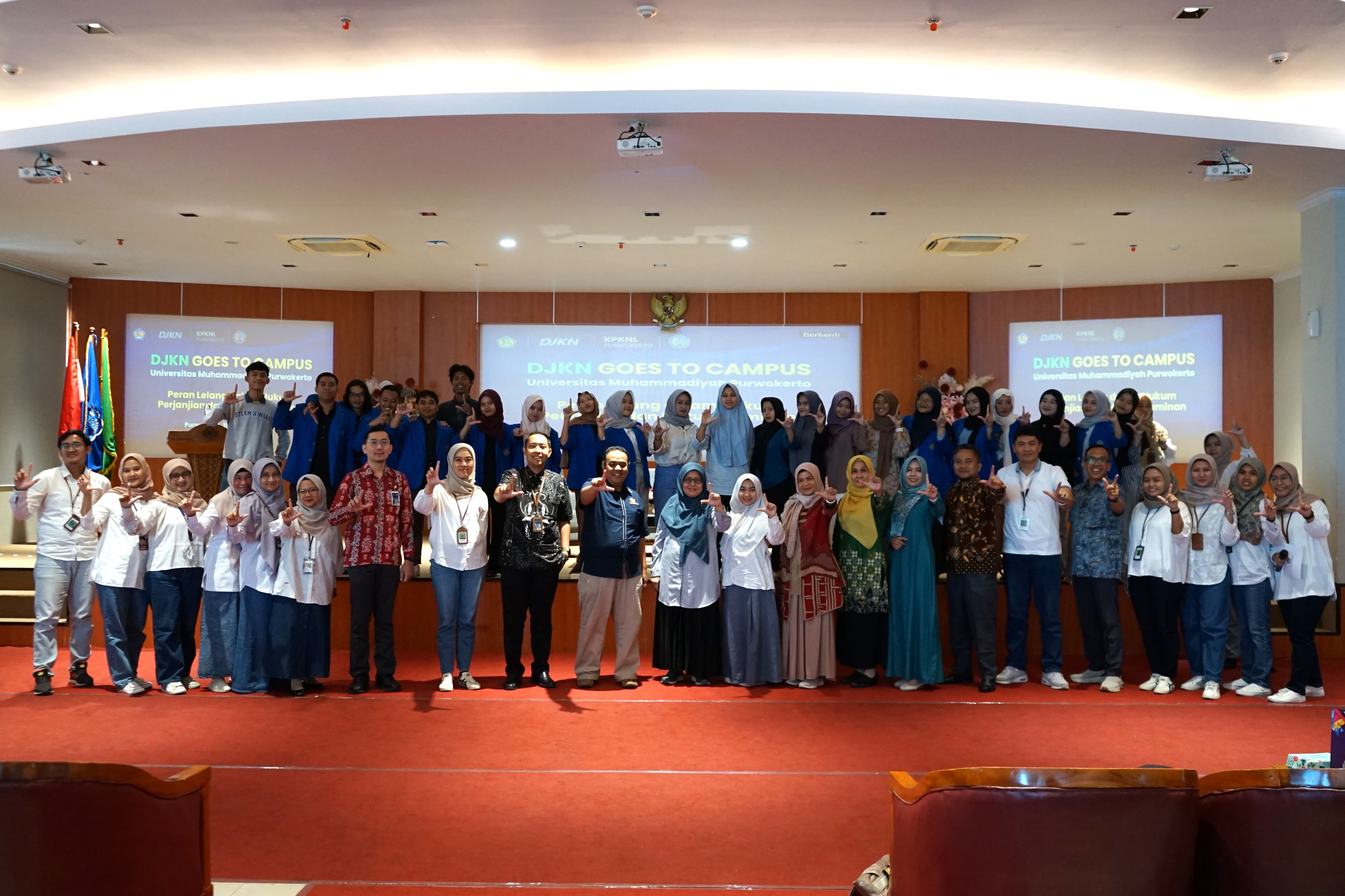 Sinergi KPKNL Purwokerto dengan Universitas Muhammadiyah Purwokerto dalam DJKN Goes to Campus